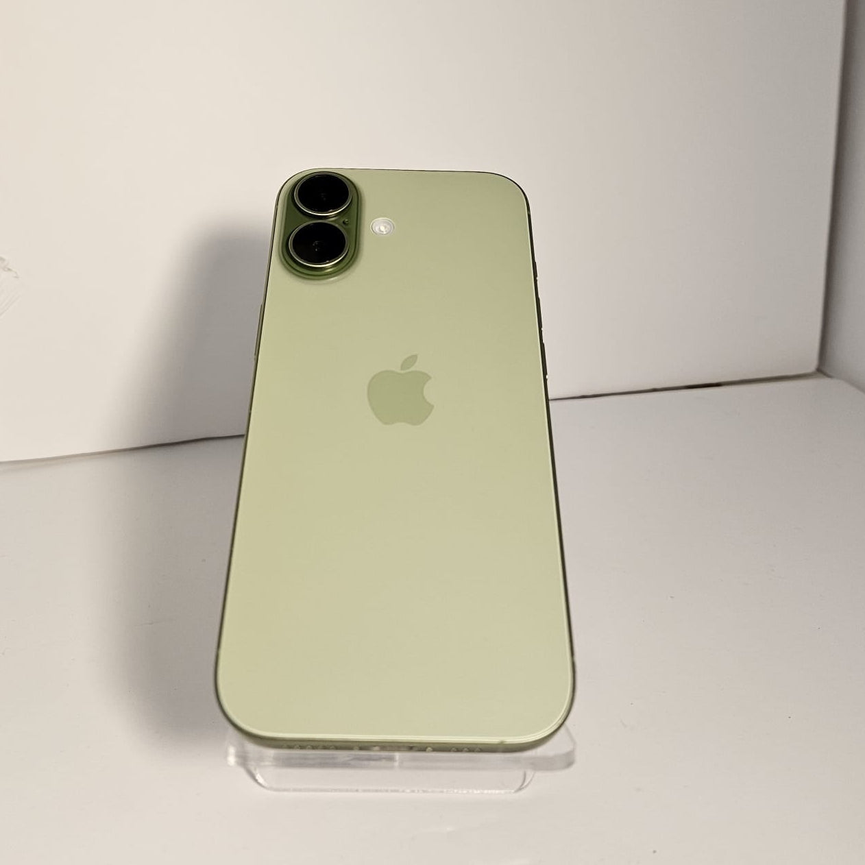 Apple iPhone 17 256GB Verde – Baterie 100%