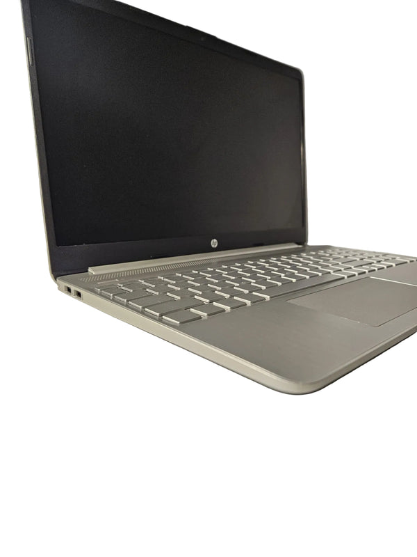 HP 15s-eq2xxx Ryzen 5 5500U 16GB RAM Excelent