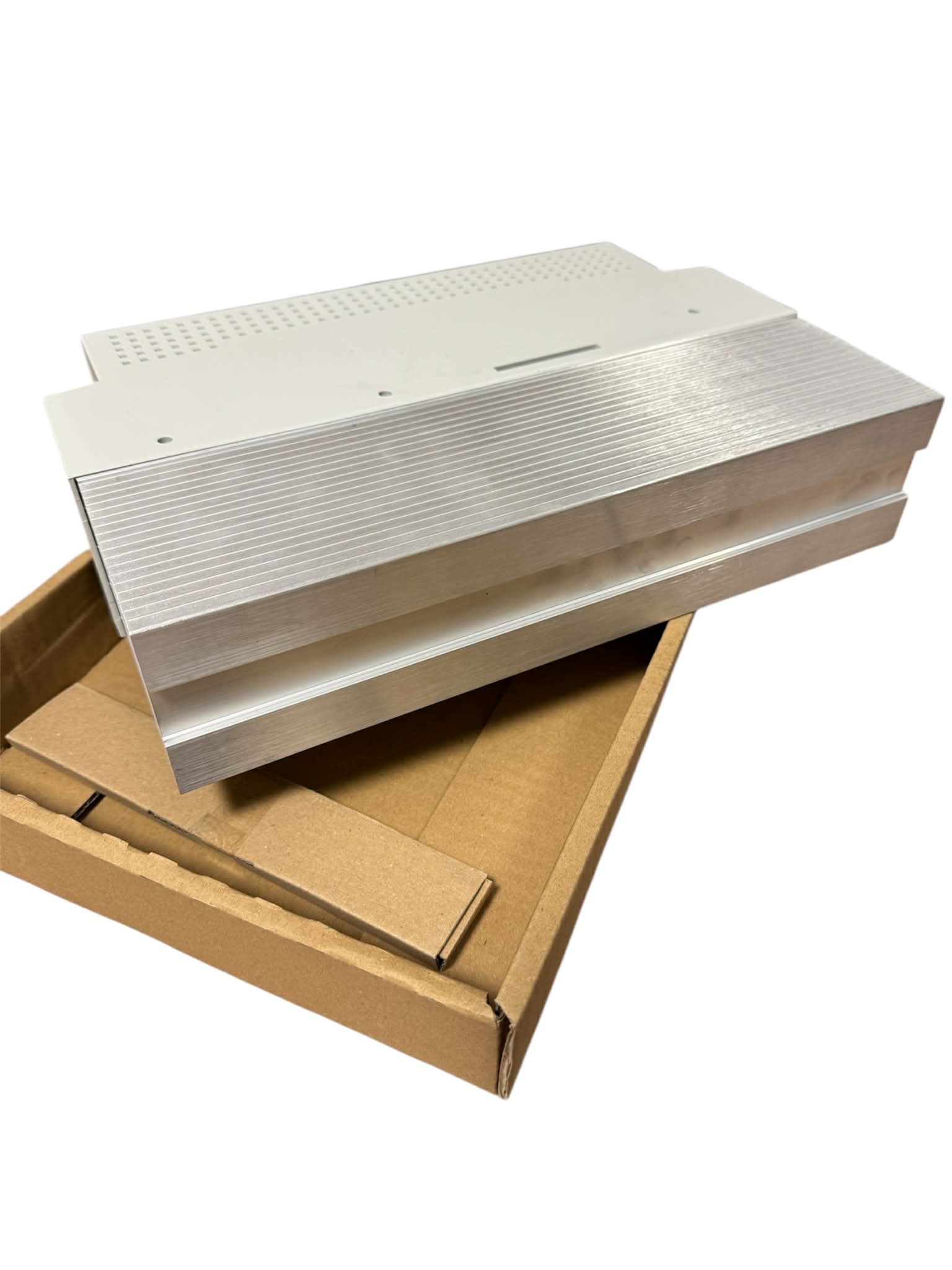 INVERTOR LENZE MODEL EVS9322-ES