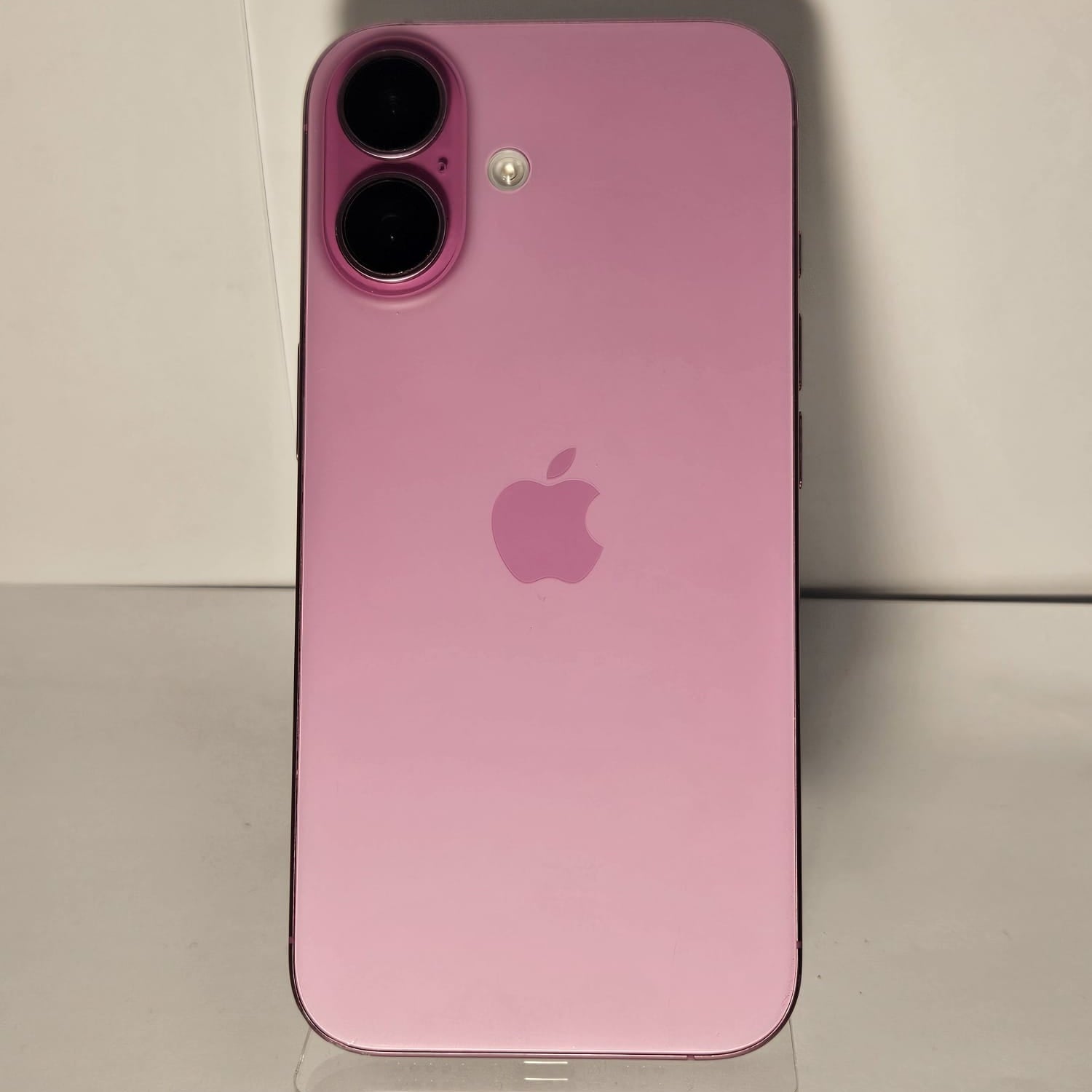 iPhone 16 Roz 256GB – Baterie 93% – 420 Cicluri