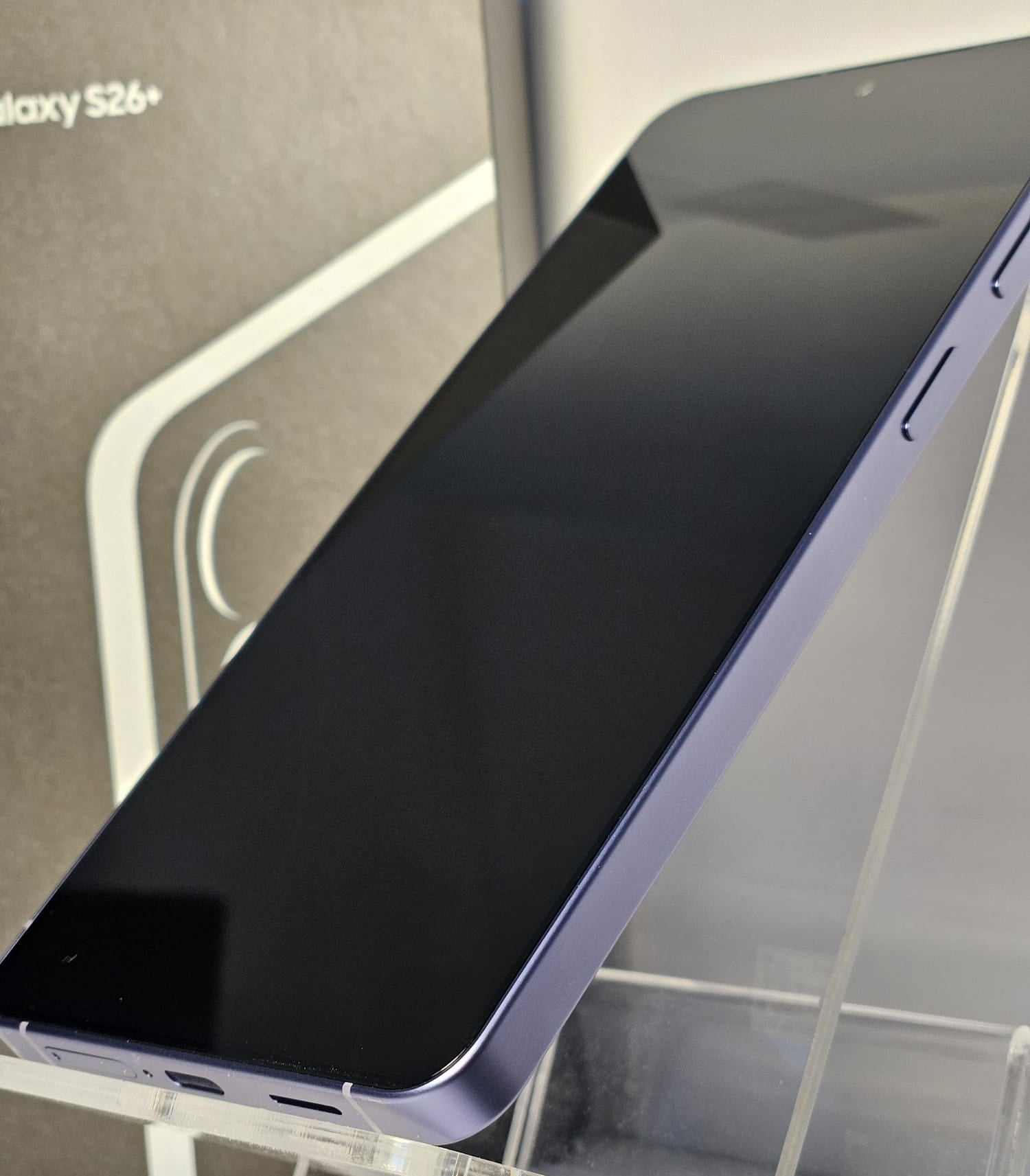 Samsung Galaxy S26 Plus, Violet, 512GBM 12GB Ram, Baterie 100% - Ca nou