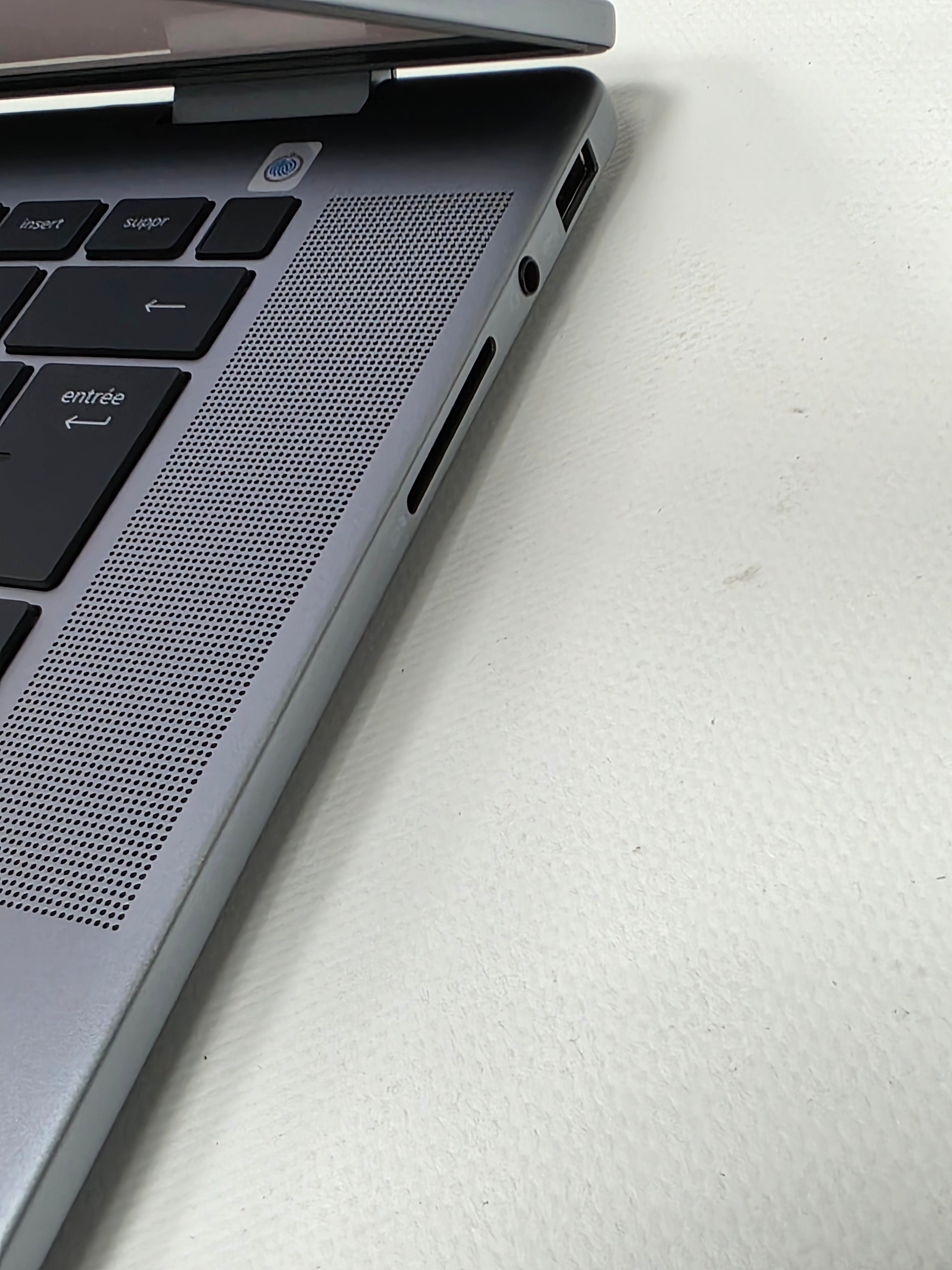 Laptop Dell Inspiron 16 Plus