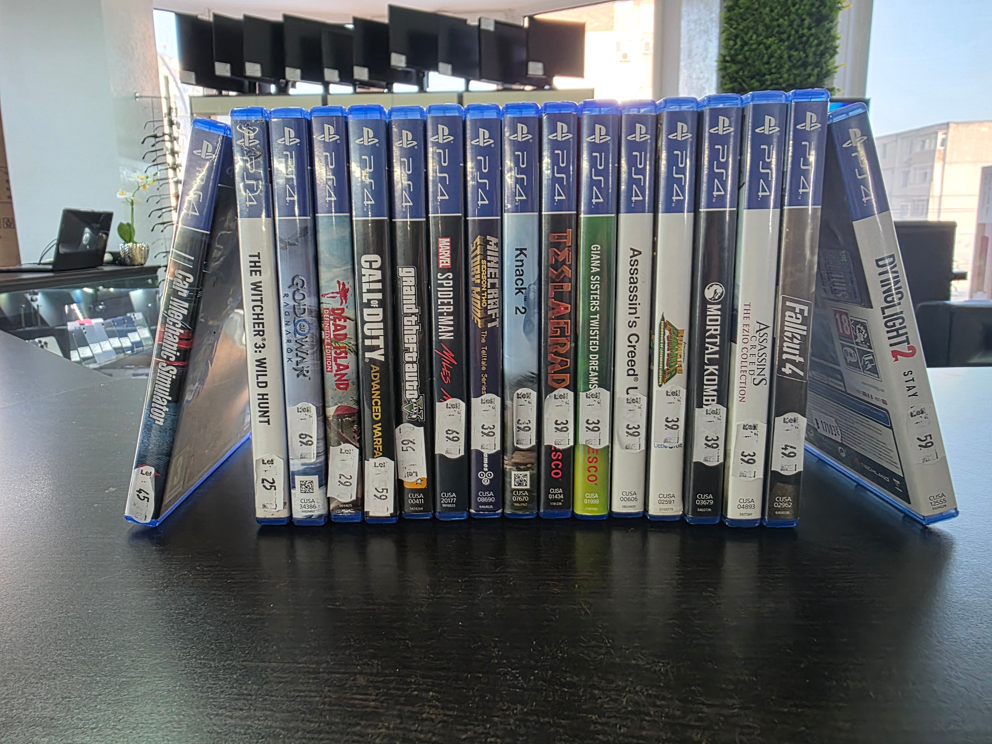 Diverse jocuri pentru PS4
