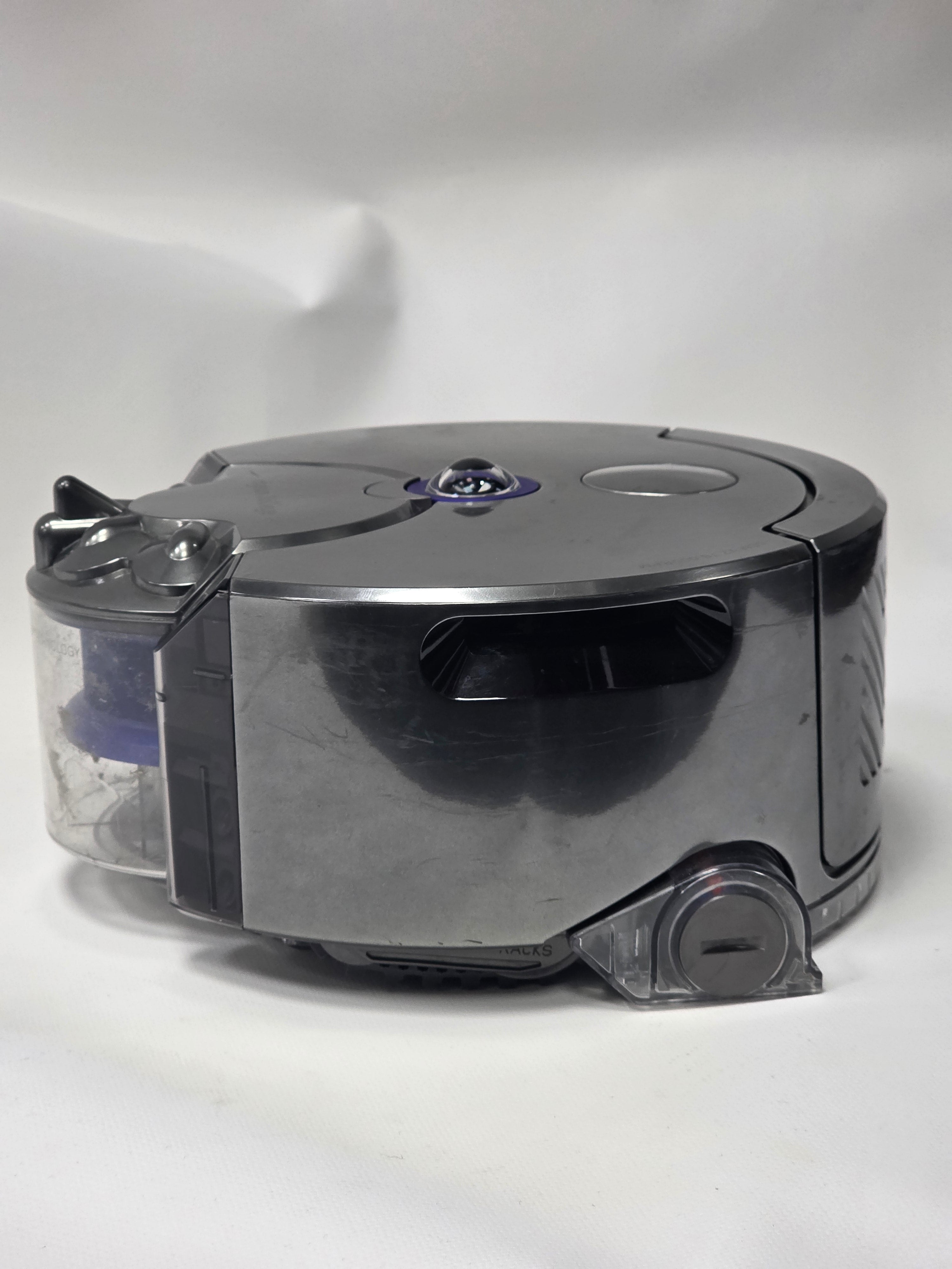 Aspirator Dyson 360 Eye fara statie de incarcare