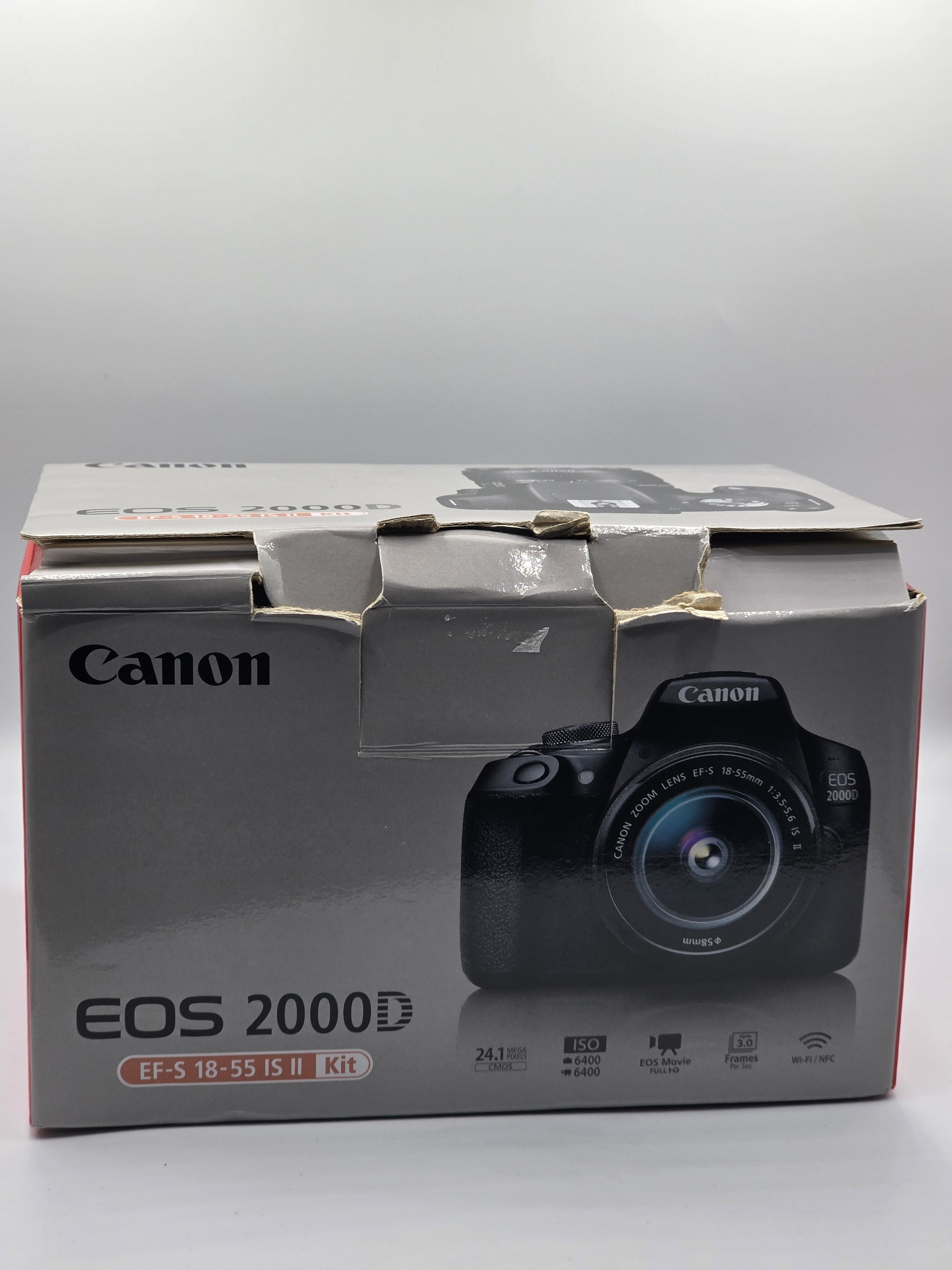 Kit cu camera foto Canon EOS 2000D si Obiectiv EF-S 18-55 IS II