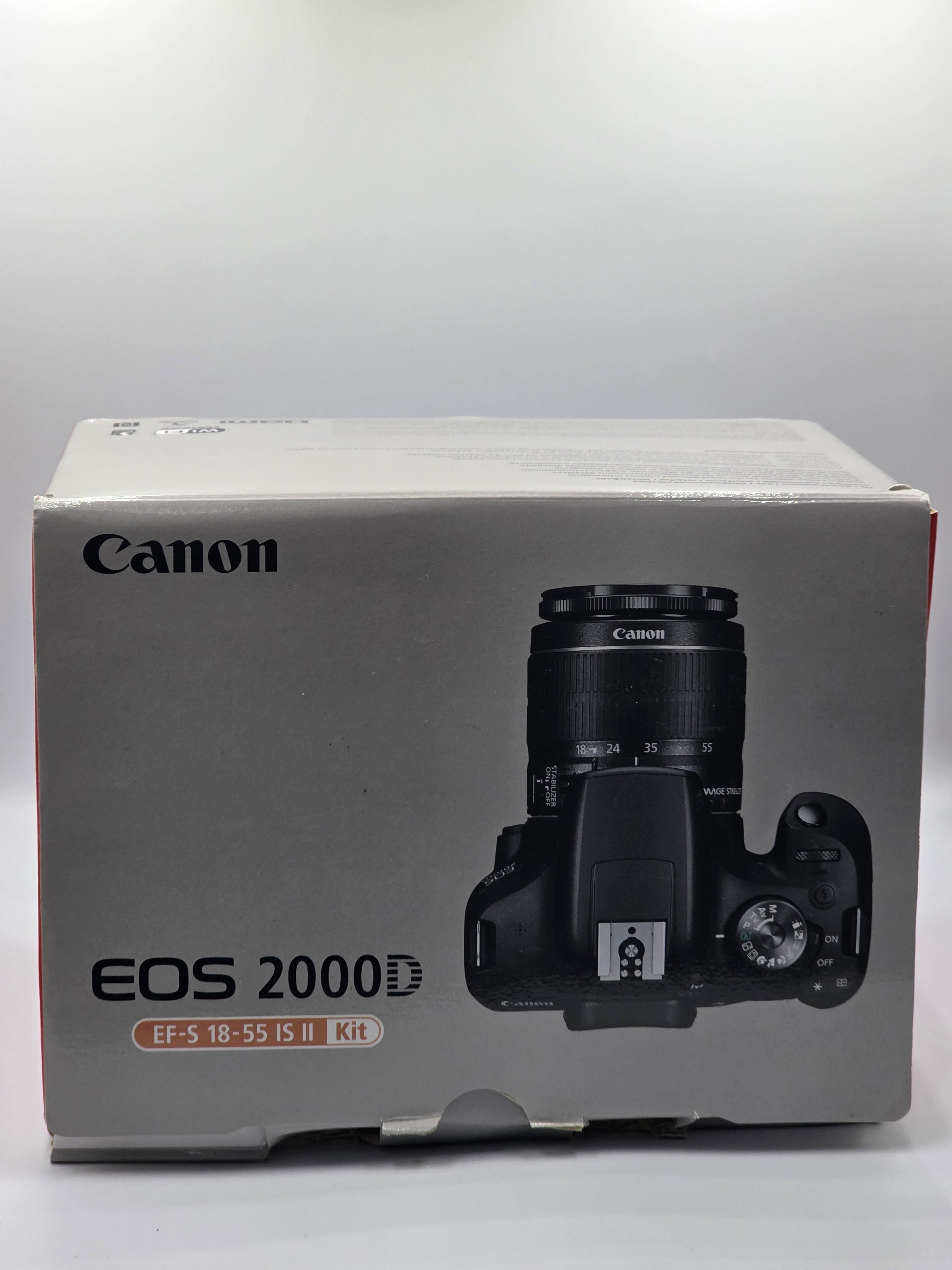 Kit cu camera foto Canon EOS 2000D si Obiectiv EF-S 18-55 IS II