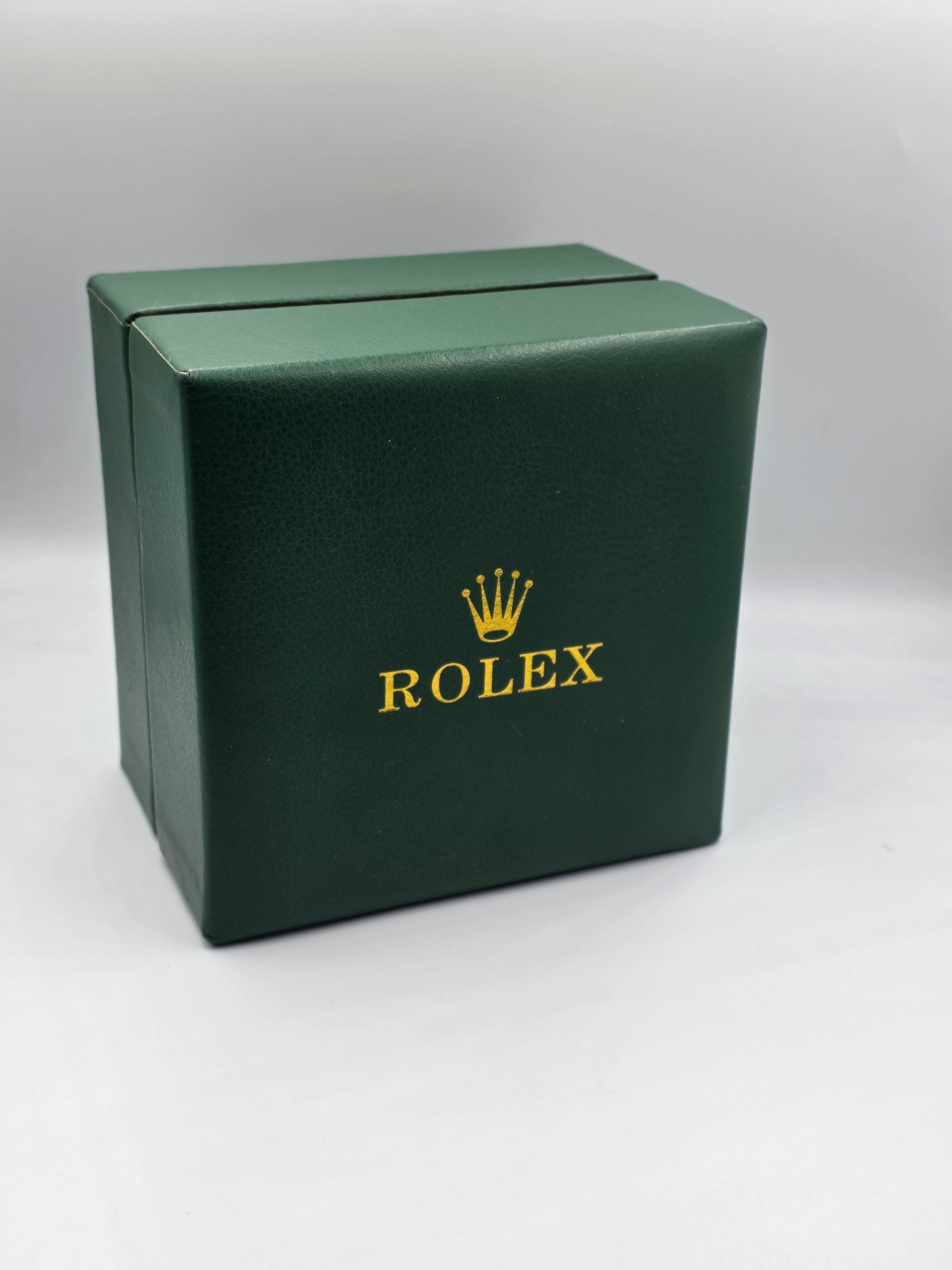 Replica Rolex Oyster Perpetual Date
