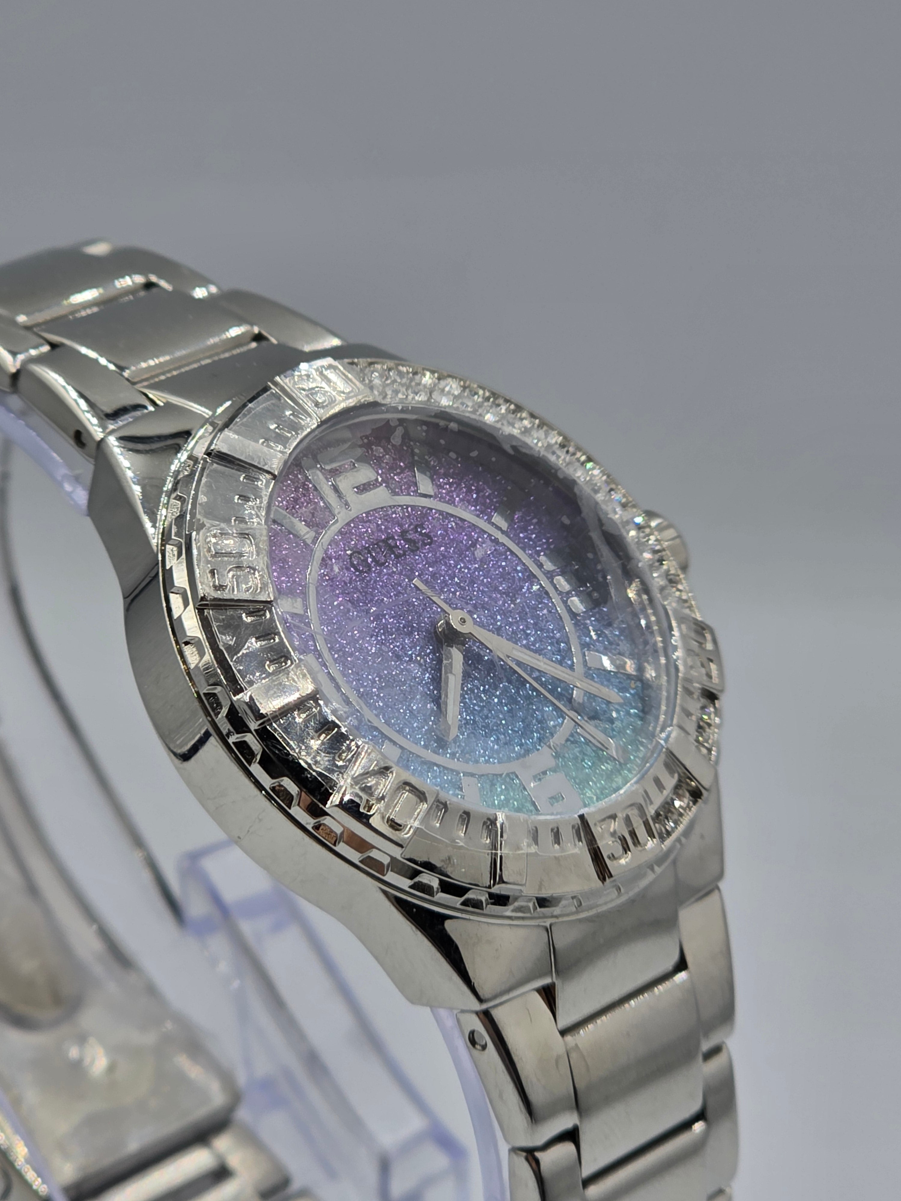 Ceas Dama Guess Silver Tone-Function