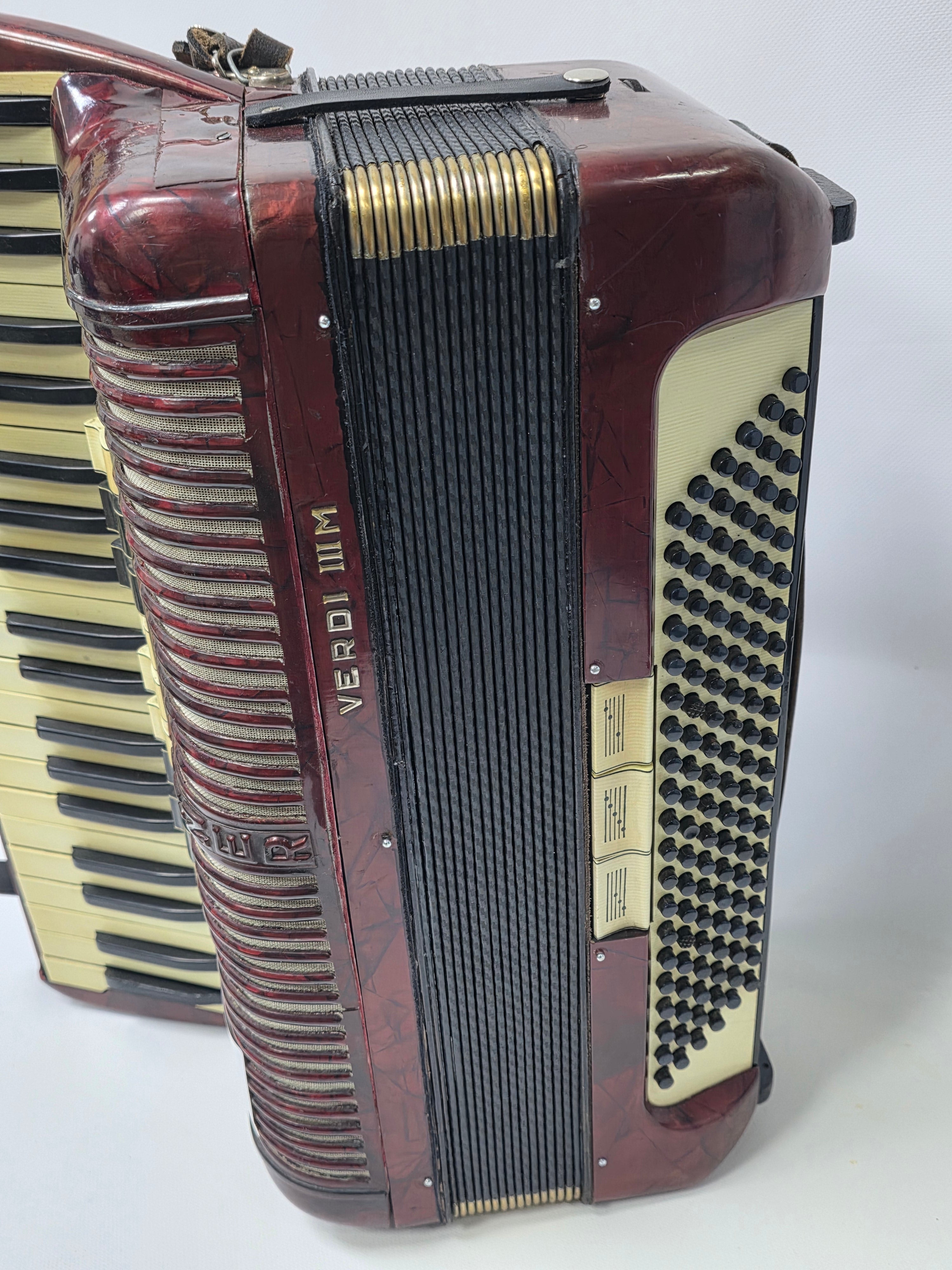 Acordeon Hohner Verdi 3M