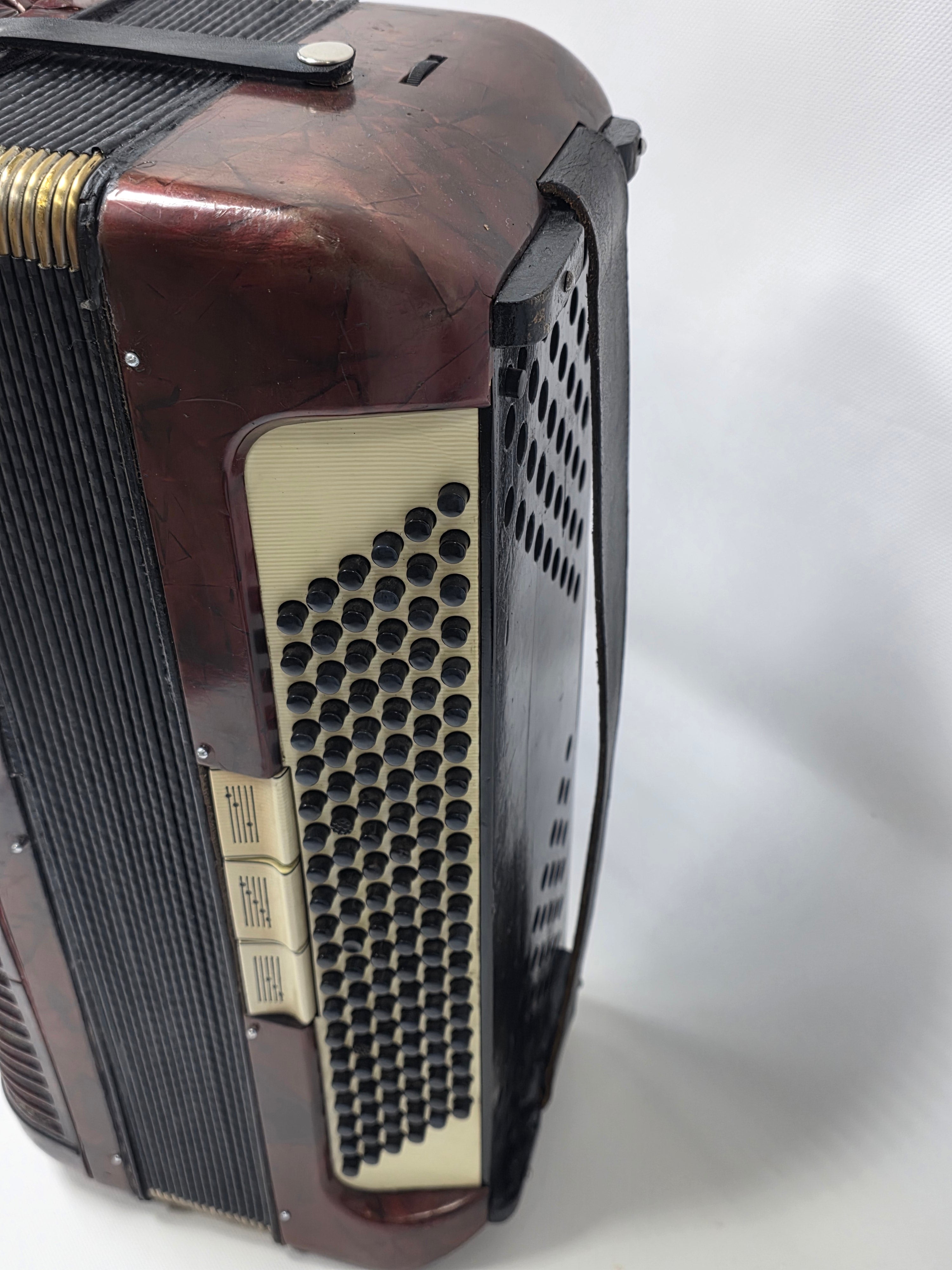 Acordeon Hohner Verdi 3M