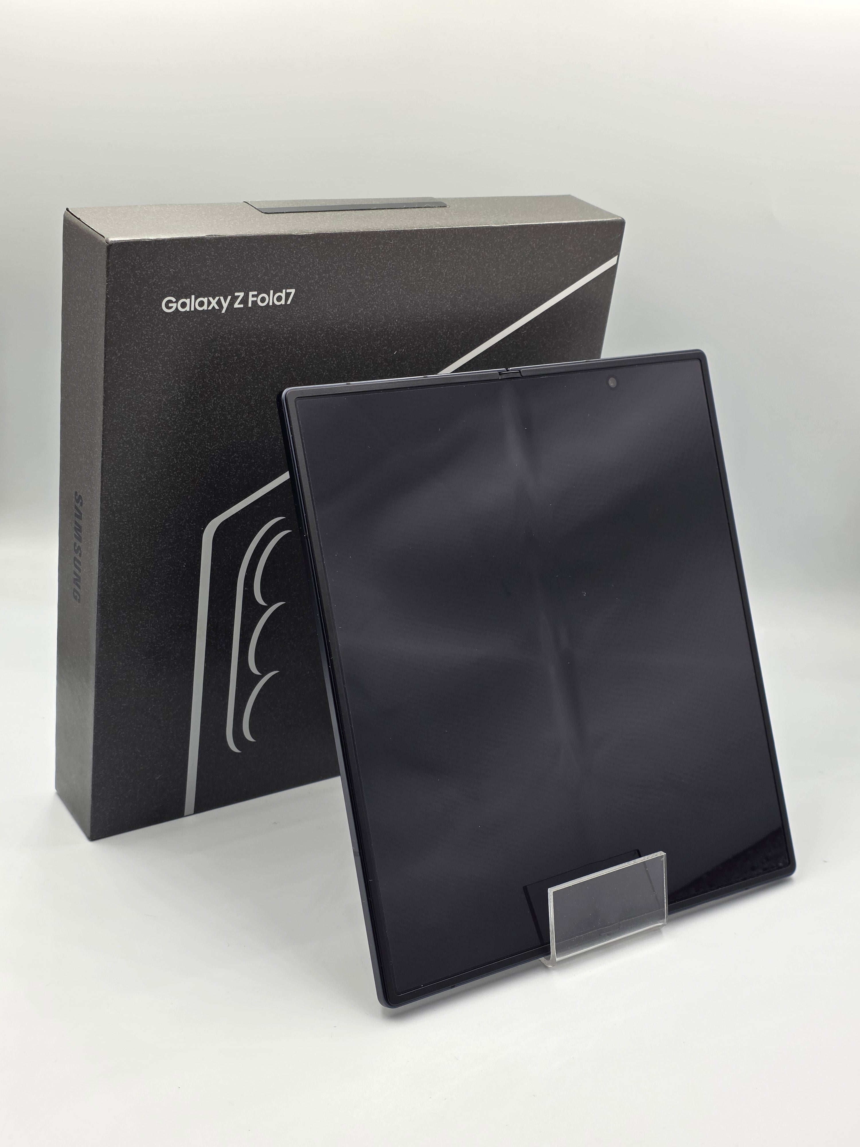 Samsung Galaxy Z-Fold 7 La cutie