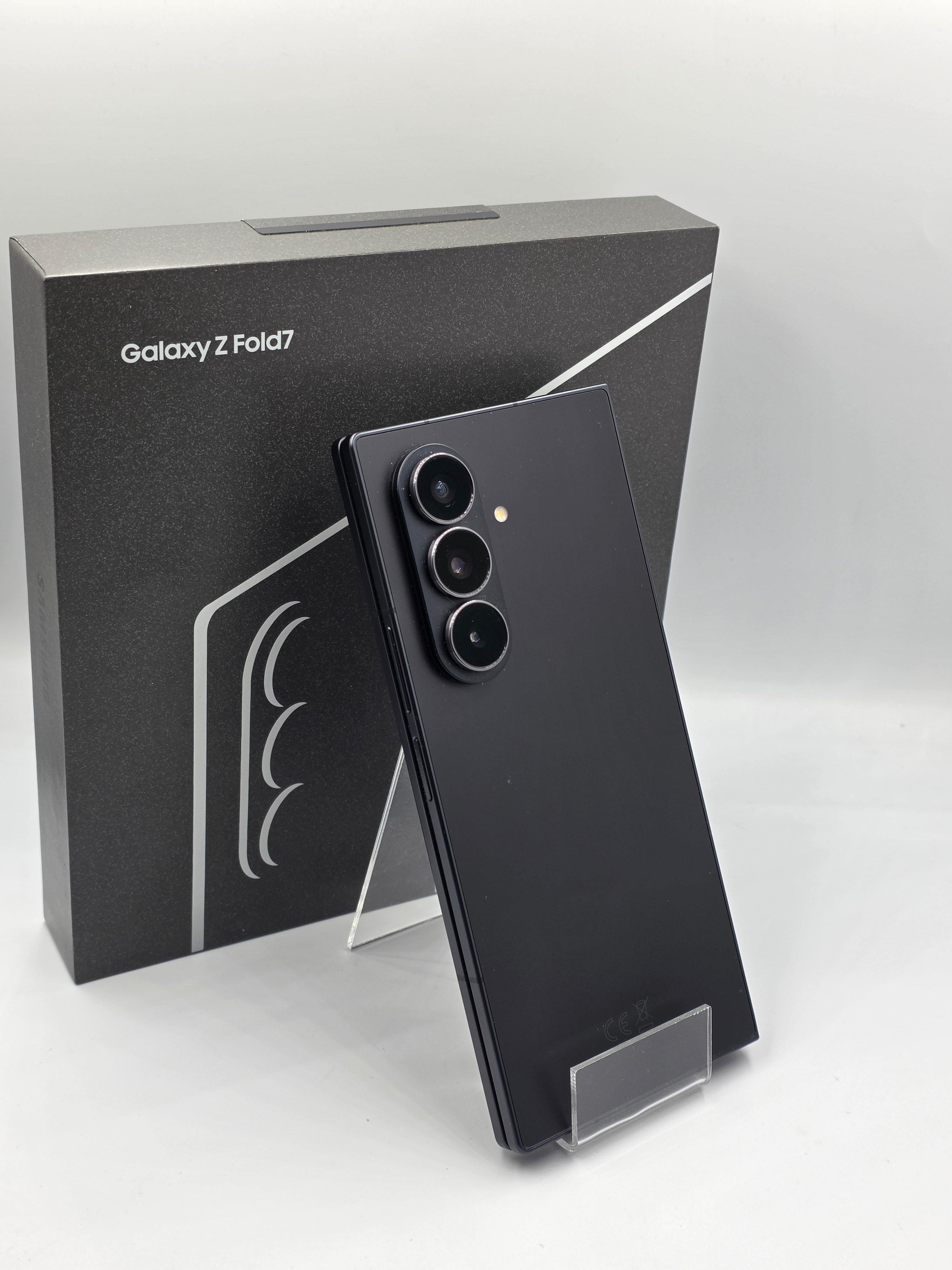 Samsung Galaxy Z-Fold 7  Baterie 100%