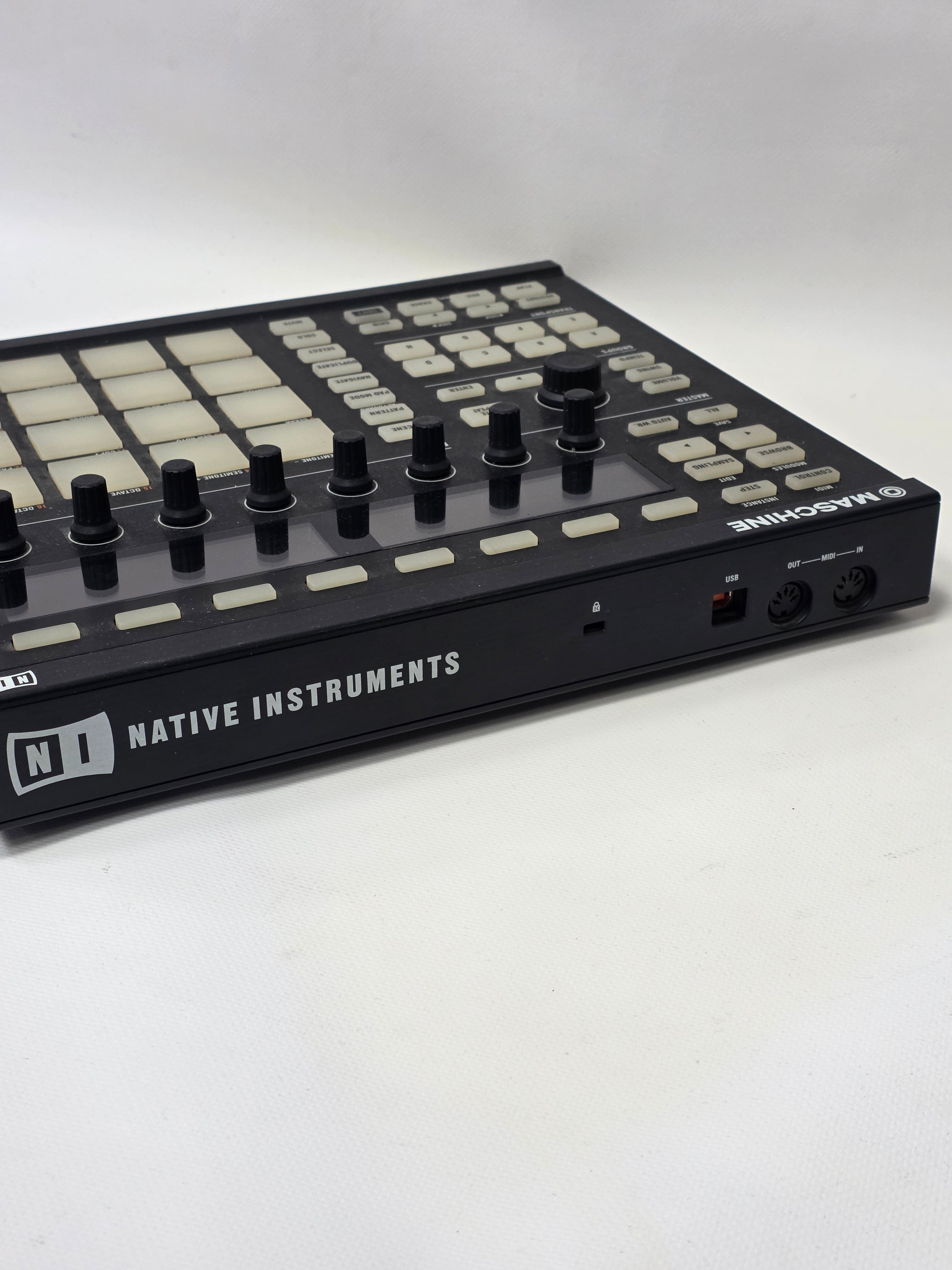 Controler Productie Muzicala Maschine MK2