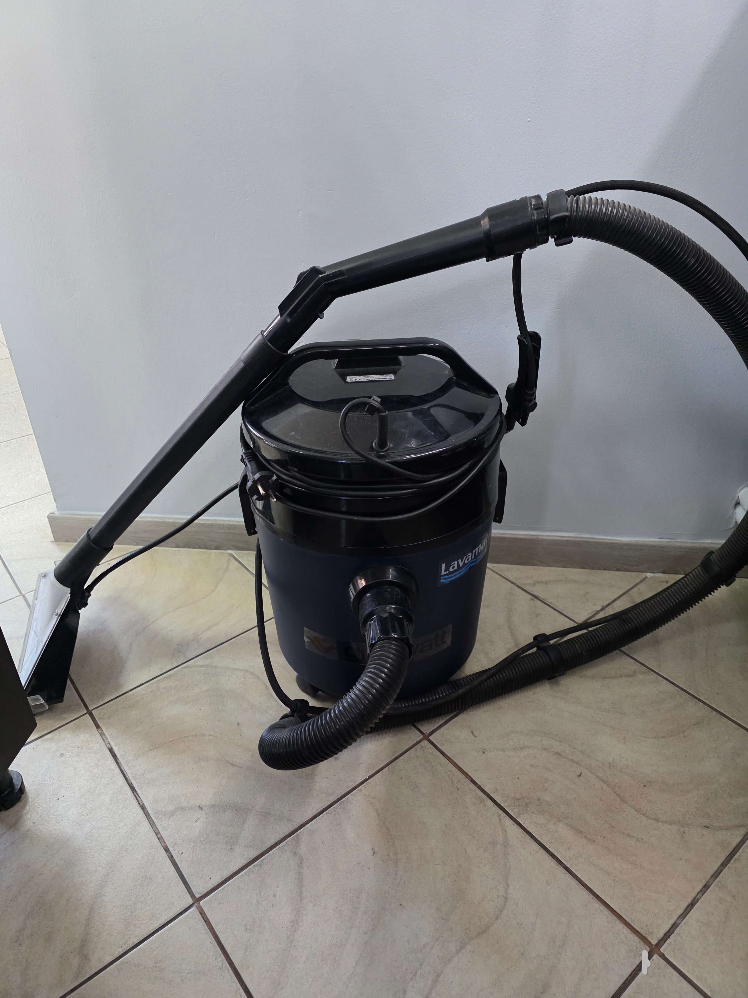 Aspirator Profesional Injectie/ Extractie Gisowatt Lavamatic GSW5