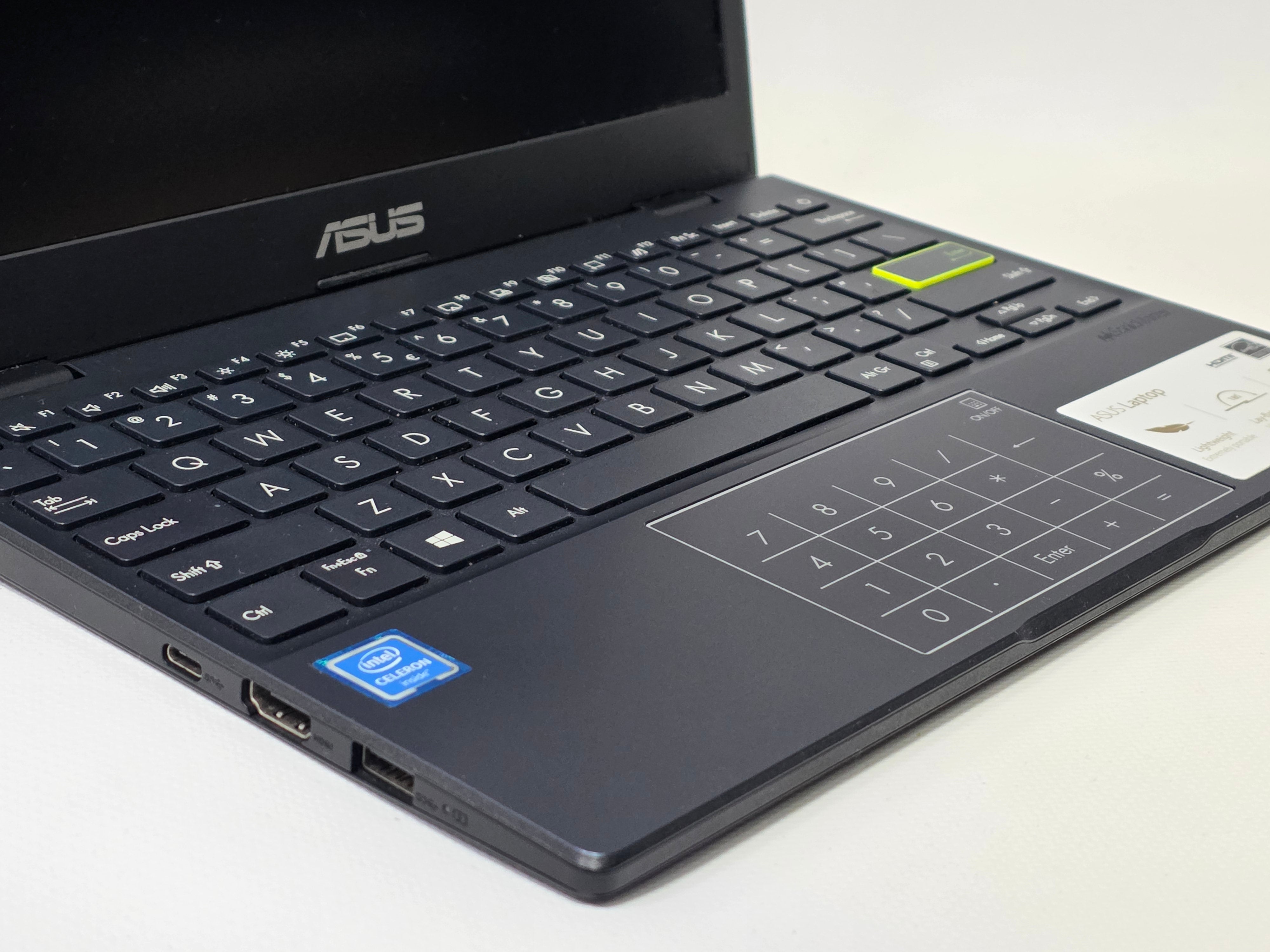 Laptop ultraportabil Asus SonicMaster E210M – Intel Celeron, 4GB RAM, 128GB SSD