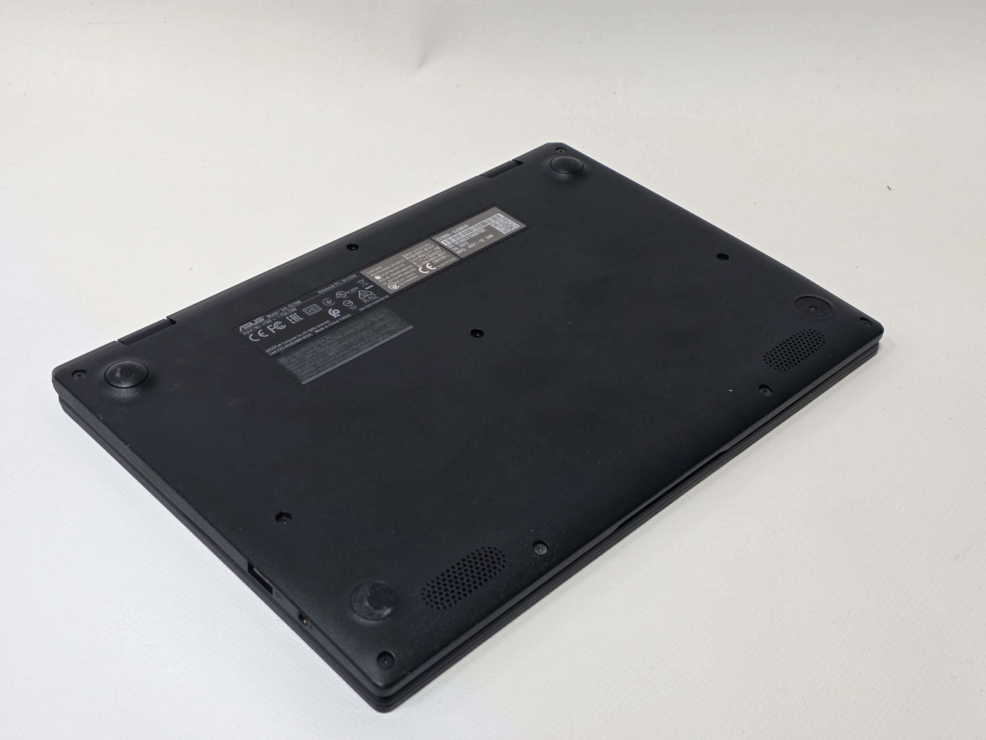 Laptop Ultraportabil Asus Sonicmaster E210M
