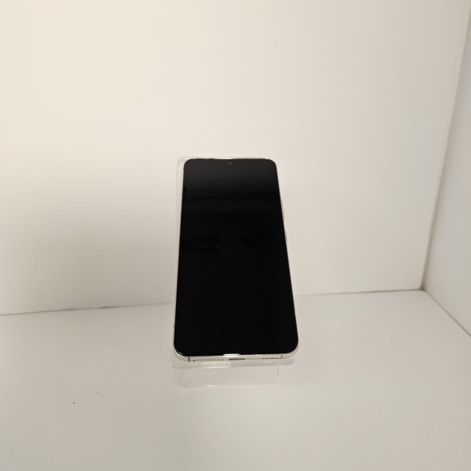 Samsung Galaxy S22 8GB RAM 128GB