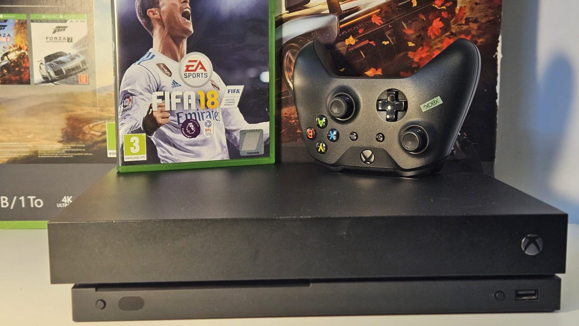 Consola Xbox One X, 1TB, Model 1789 - Stare Excelenta