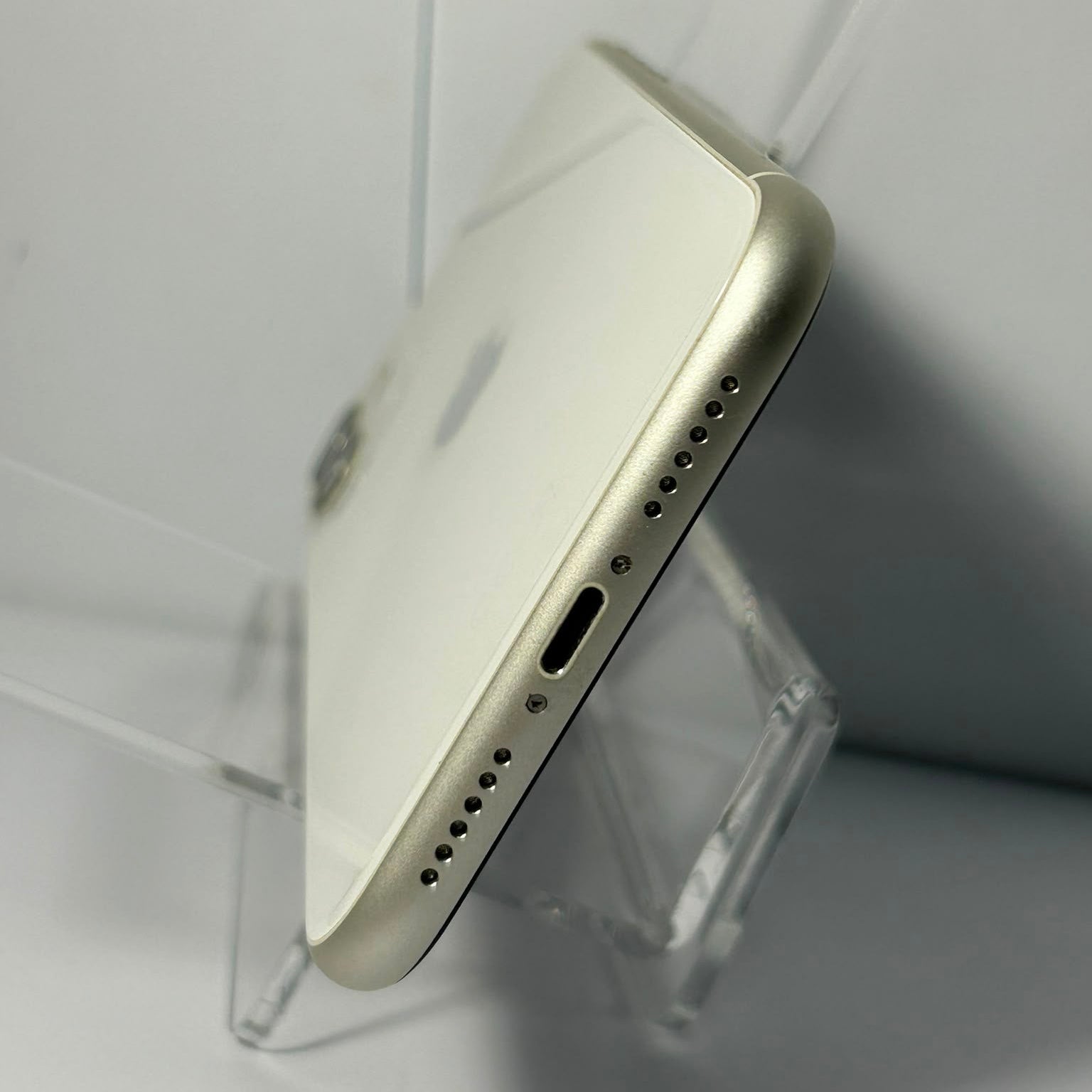 iPhone 11 64GB Alb Baterie 87%