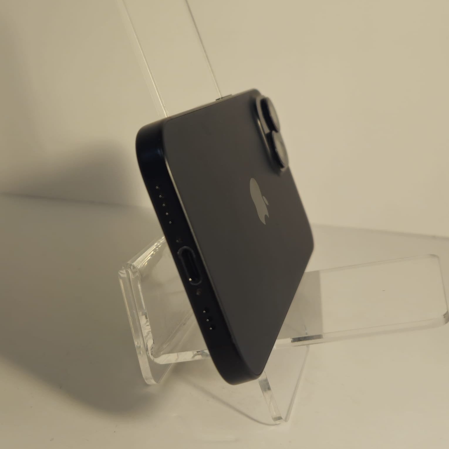 Apple iPhone 15 128GB Negru – Baterie 85%