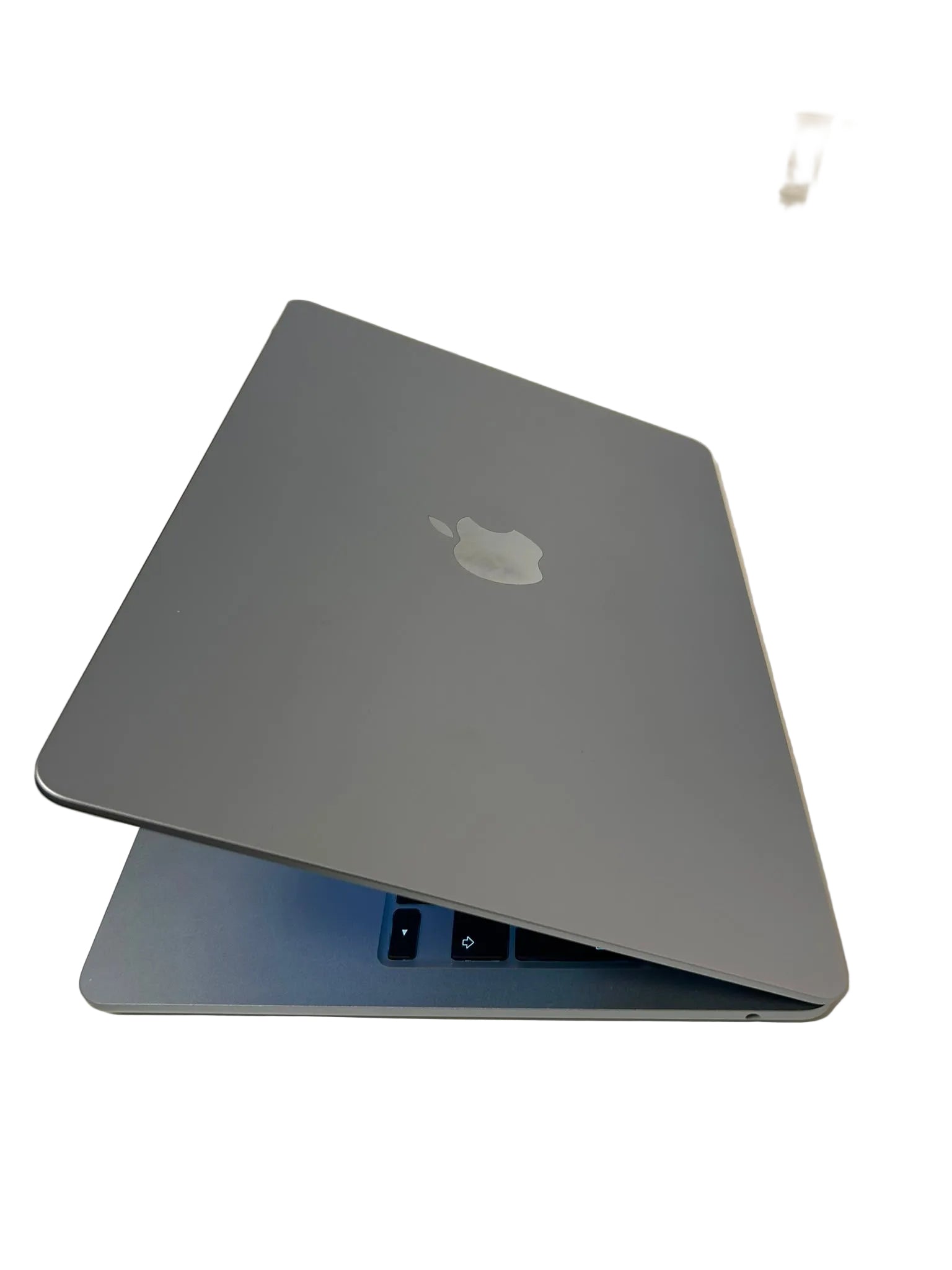 MacBook Air 13" Apple M4 16GB RAM / 256GB SSD – Baterie 100%, 12 Cicluri, Cu Încărcător
