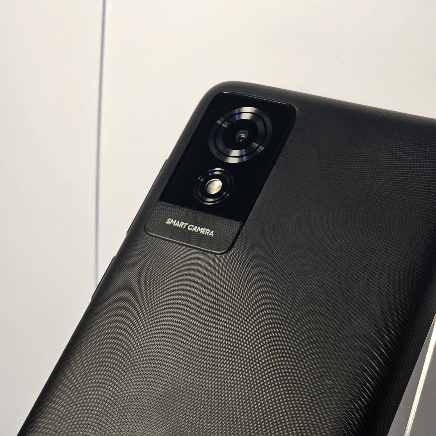 TCL 501 Negru 2GB RAM / 32GB FullBox – Ca Nou