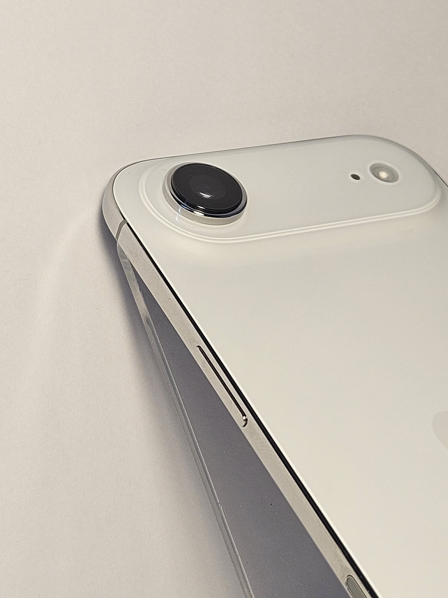 Apple iPhone Air, 256GB, Alb - Stare Excelenta