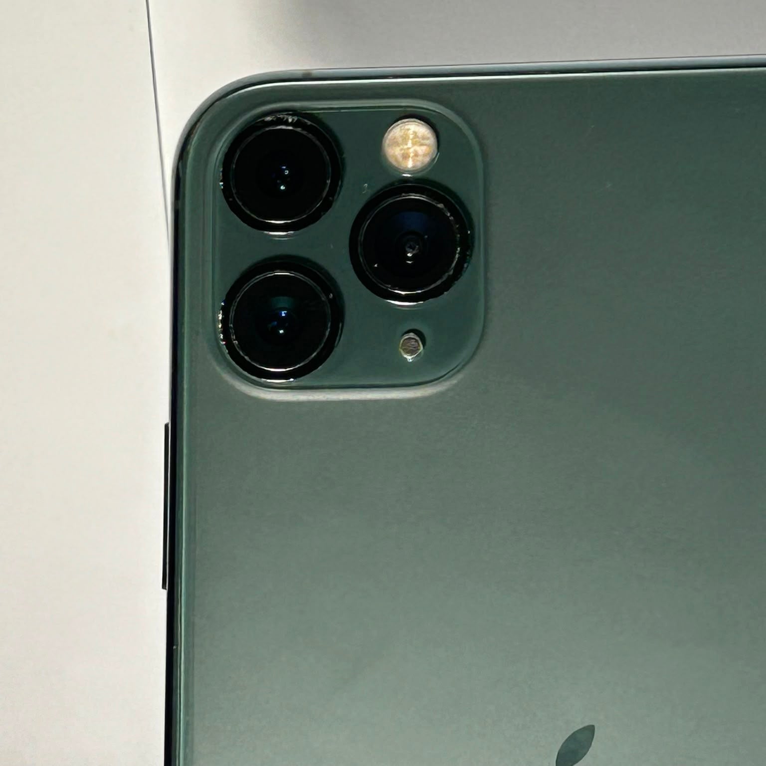 iPhone 11 Pro Max 256GB Verde Baterie 75%