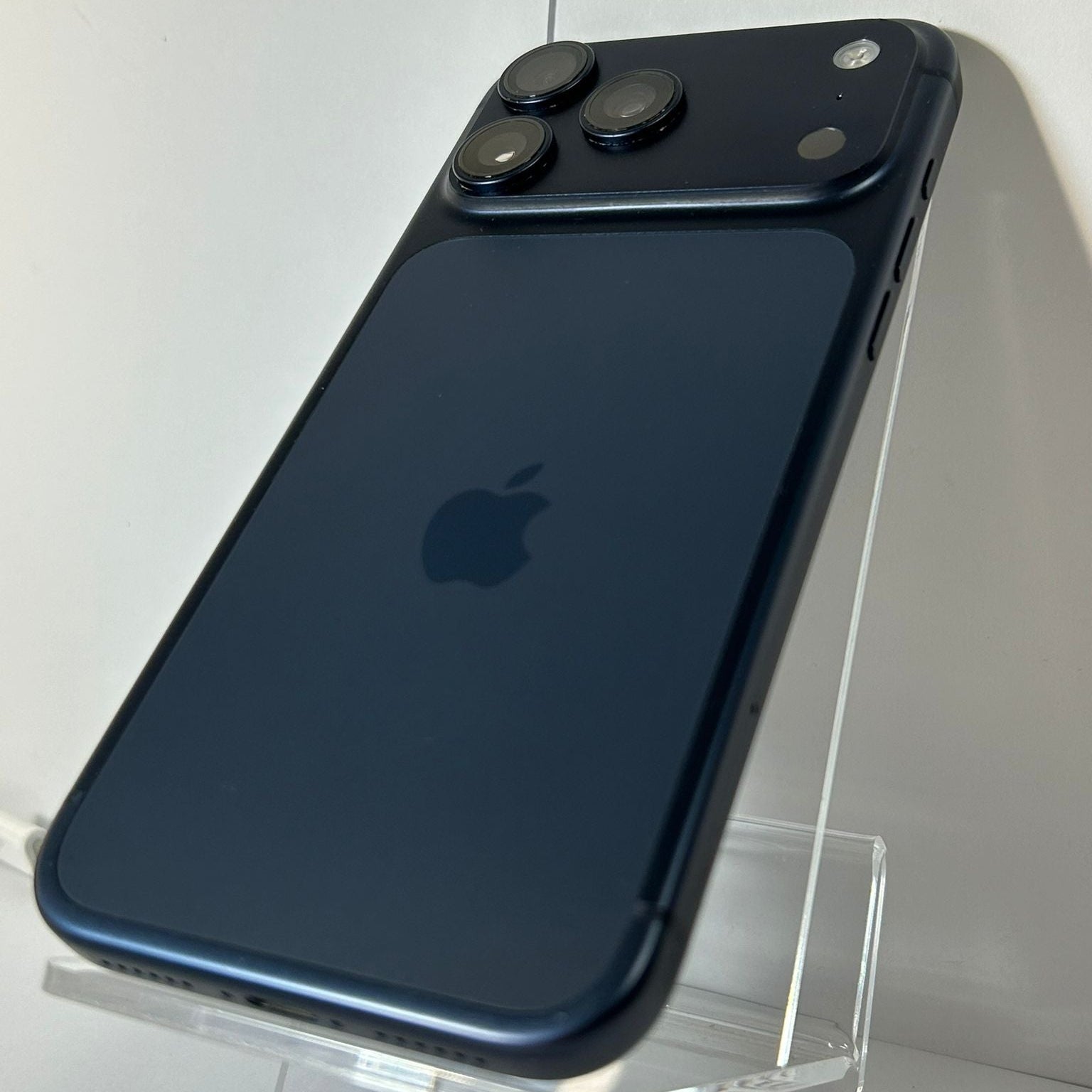 iPhone 17 Pro Max Blue 256GB Baterie 100%