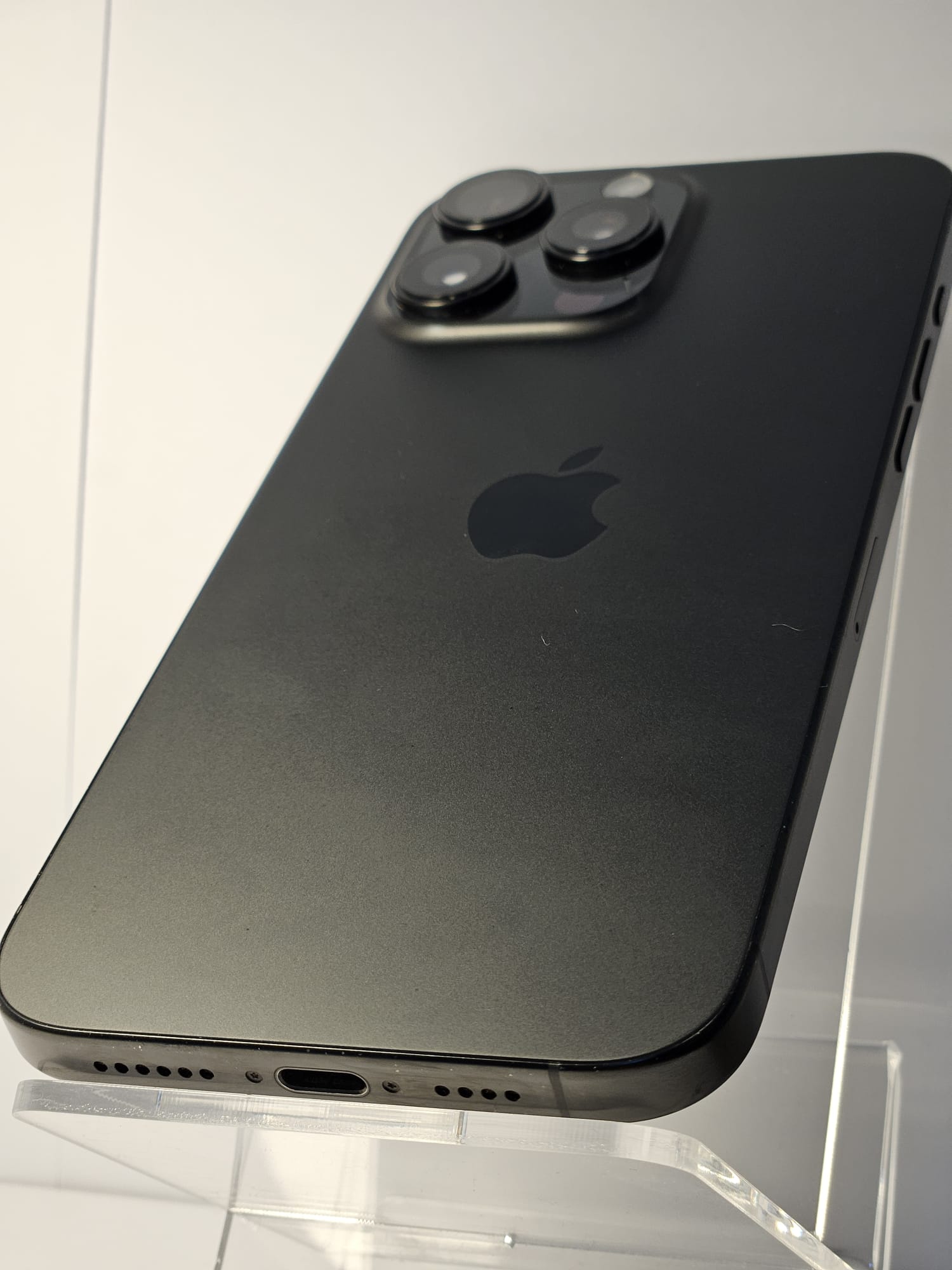 Apple iPhone 16 Pro Max, 256GB, Baterie 95% - Stare Excelenta