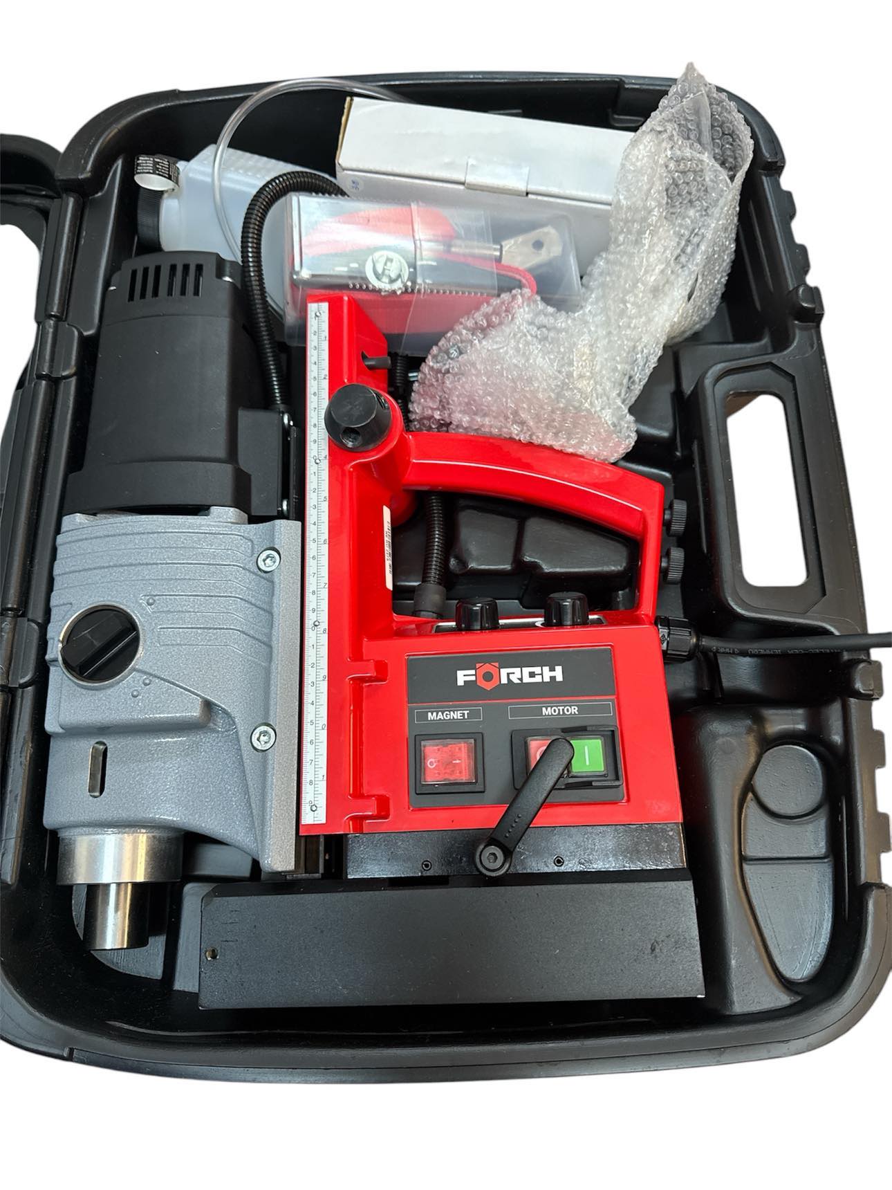 MASINA DE GAURIT CU TALPA MAGNETICA FORCH F40