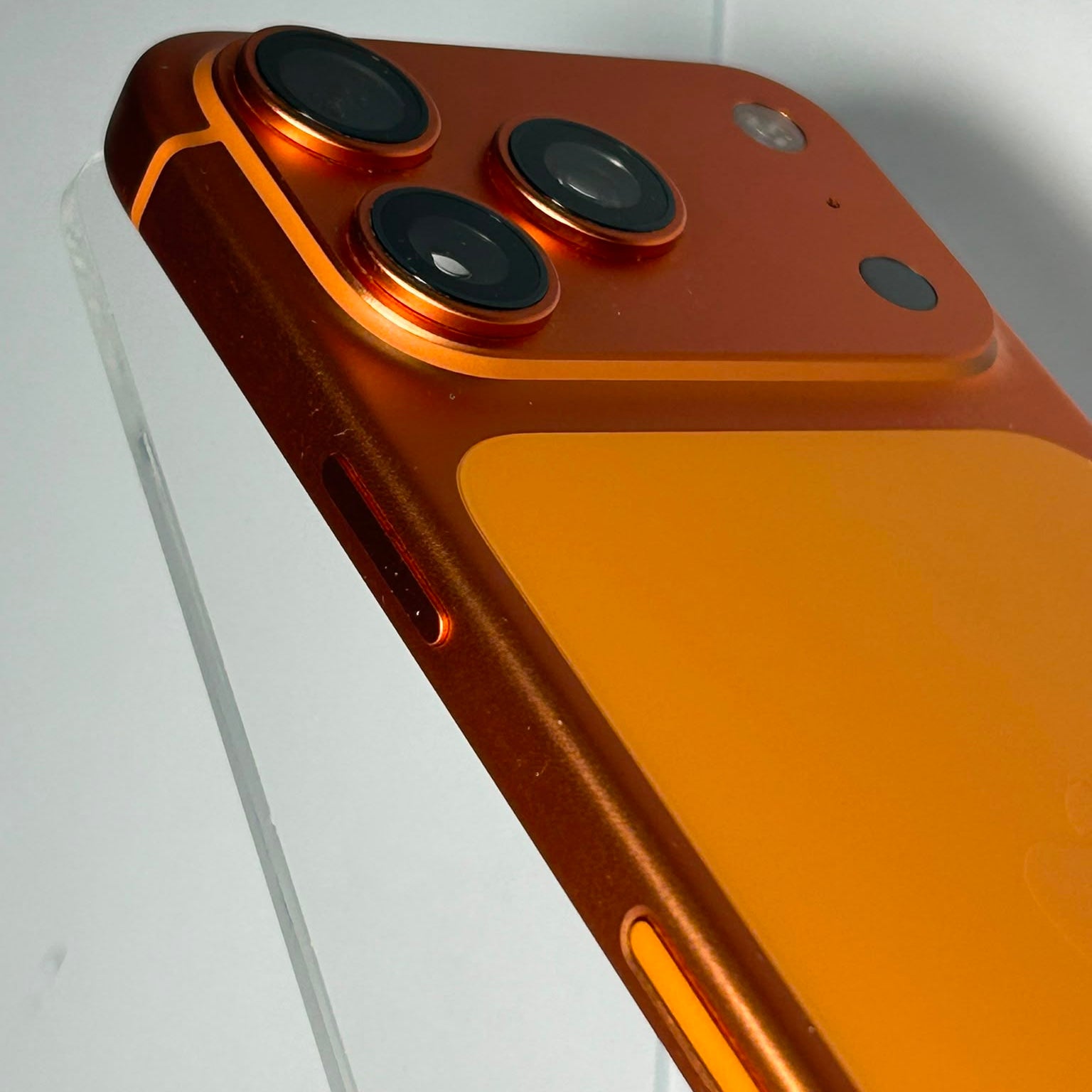 iPhone 17 Pro 256GB Portocaliu – Baterie 100%, 130 Cicluri, Stare Impecabilă