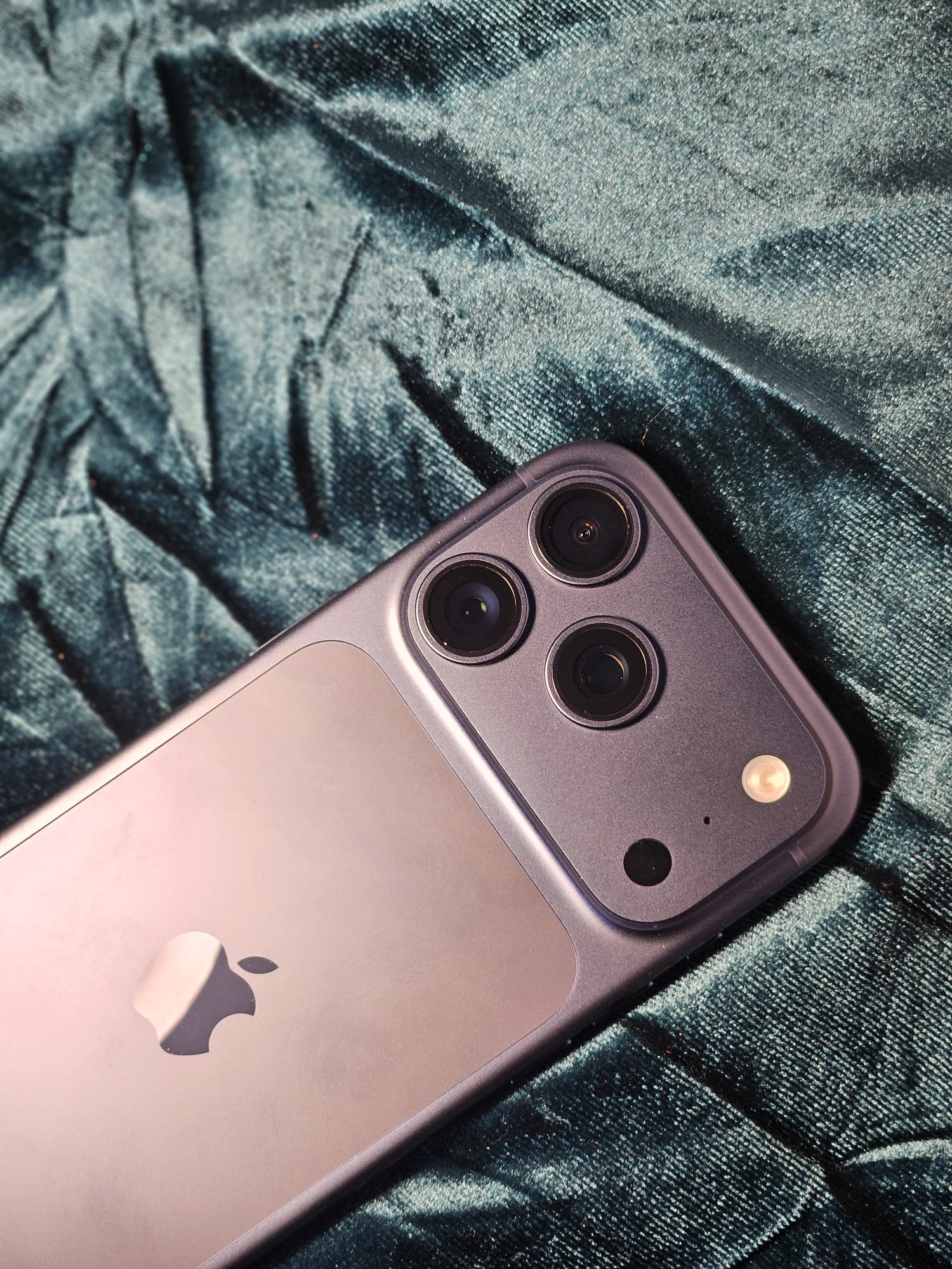 Apple iPhone 17 Pro 256GB Deep Blue – Ca nou, Baterie 100%