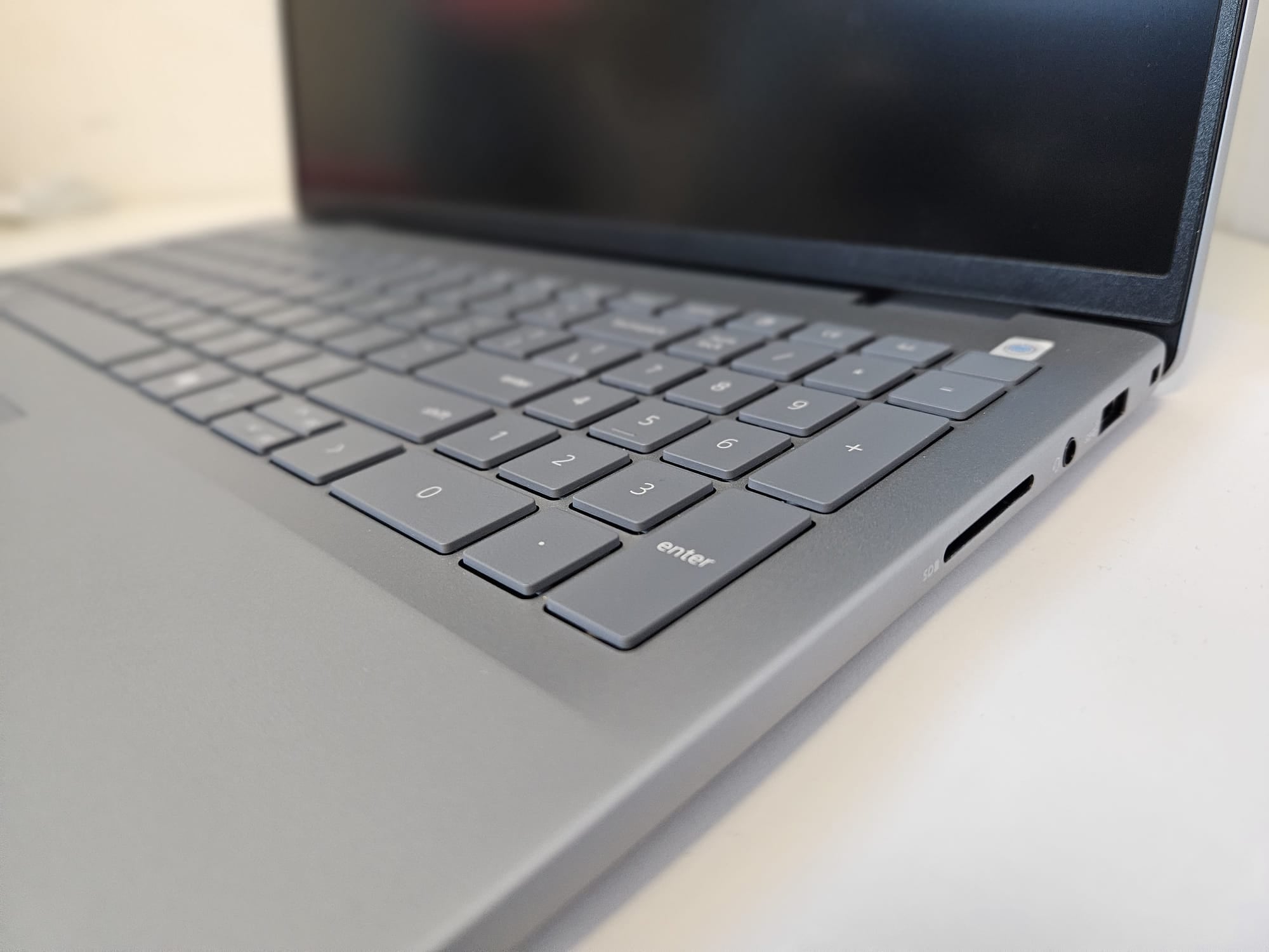Dell Inspiro 16 5640