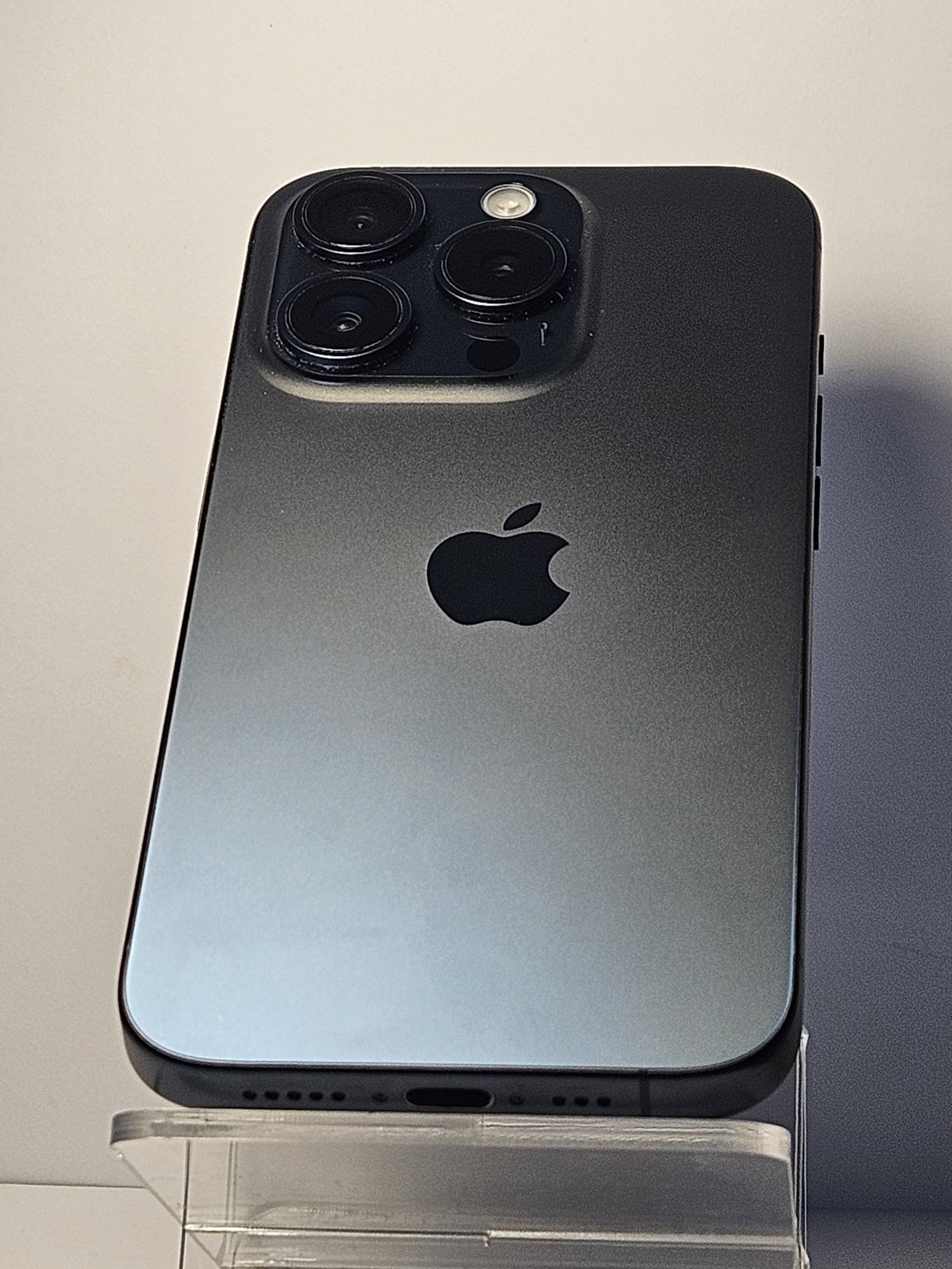 Apple iPhone 15 Pro, 128GB