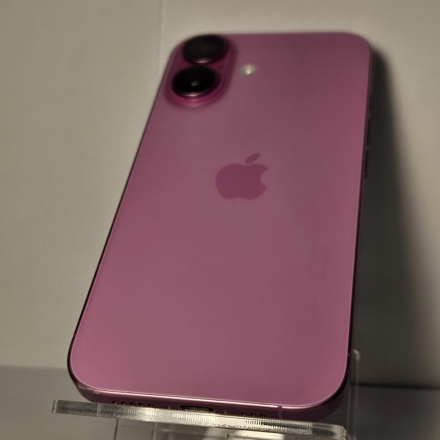 iPhone 16 Roz 256GB – Baterie 93% – 420 Cicluri