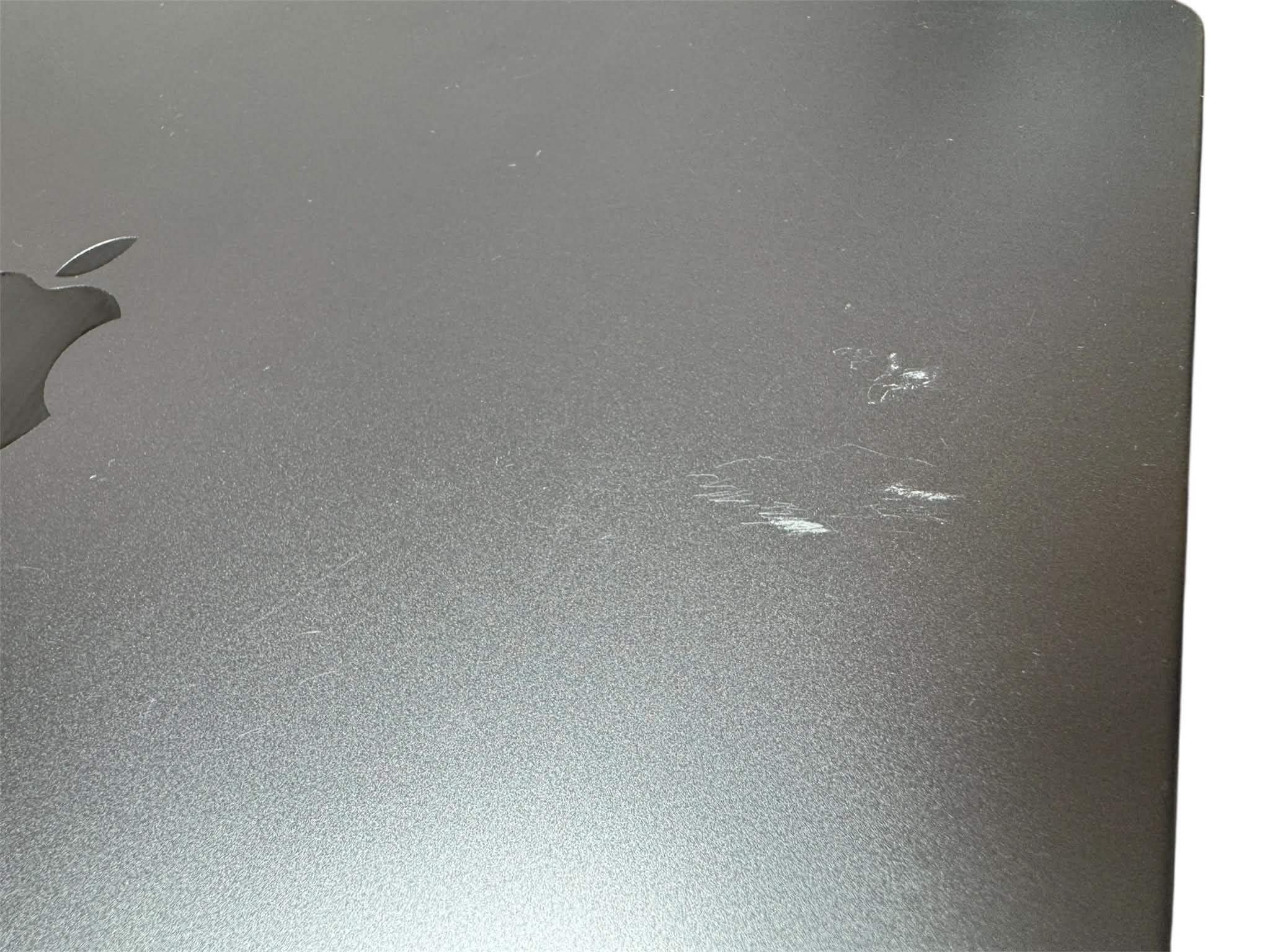 MACBOOK M1 PRO SSD 1 TB