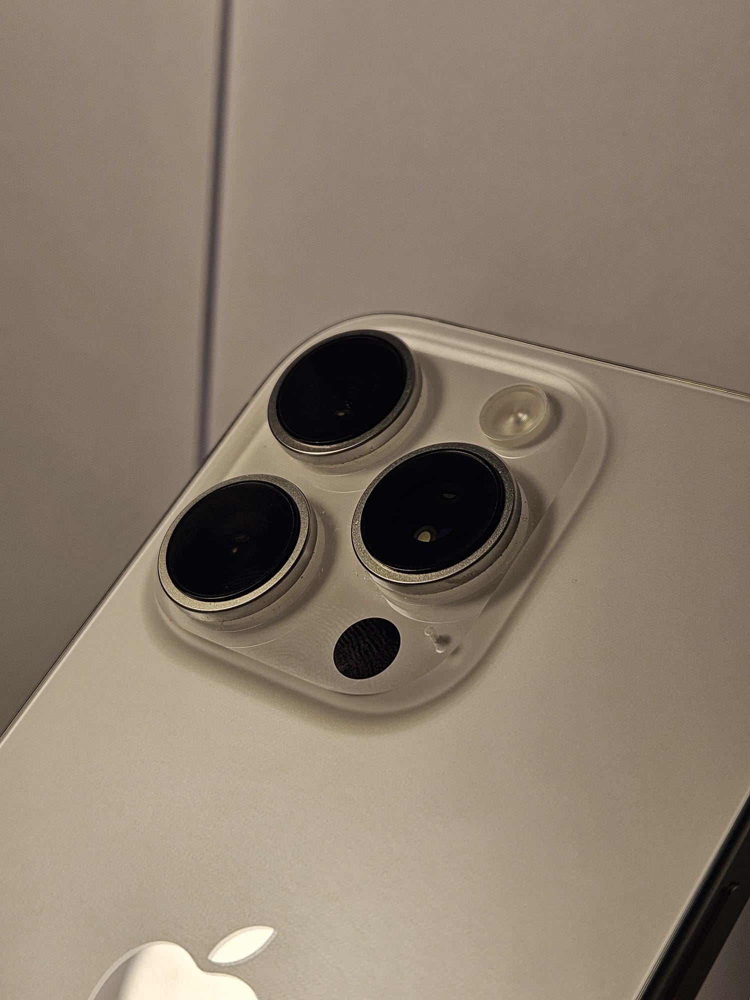 Apple iPhone 16 Pro, 128 GB