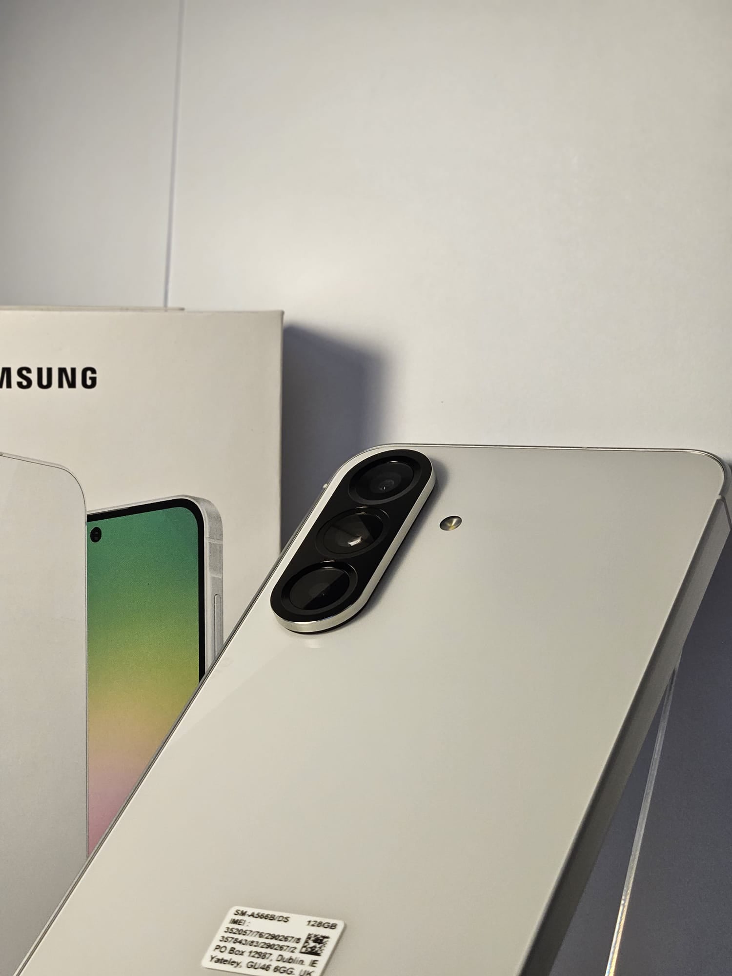 Samsung Galaxy A56 5G 128GB 8GB RAM Alb