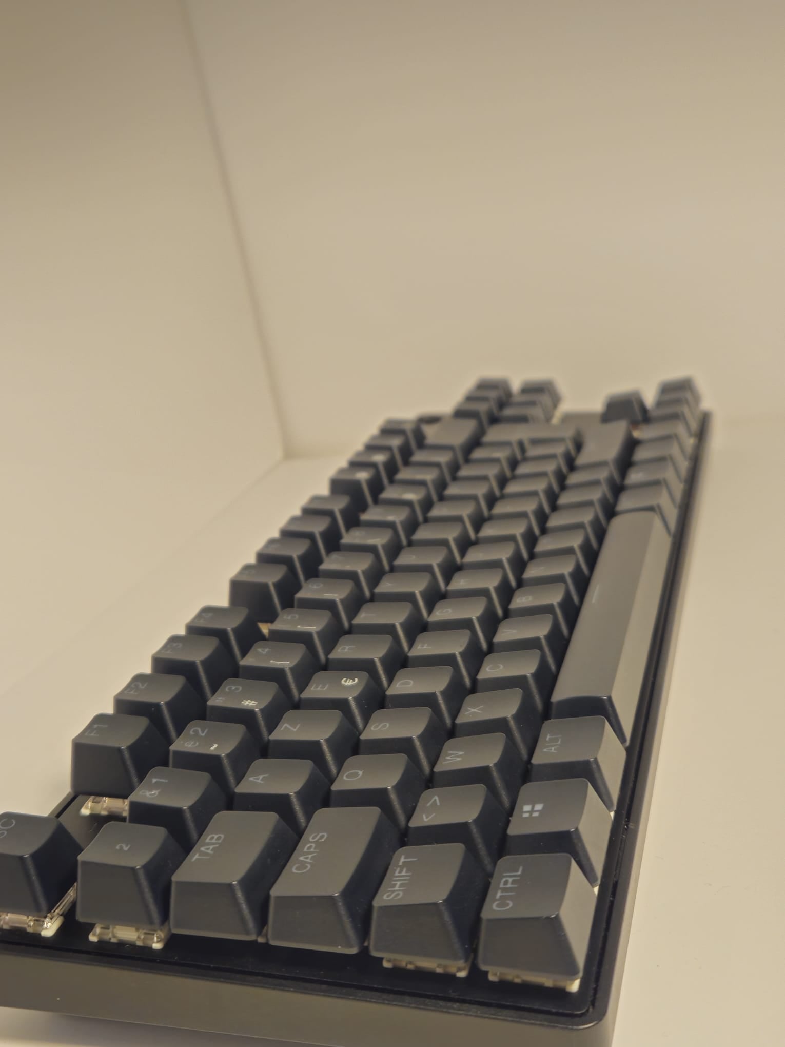 Tastatură Gaming SteelSeries Apex Pro TKL Gen 3 – AZERTY