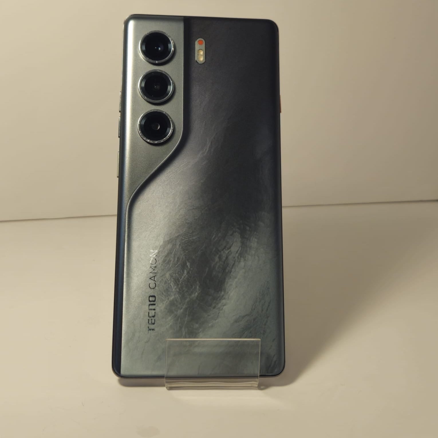 Telefon TECNO CAMON 40 Pro – 256GB