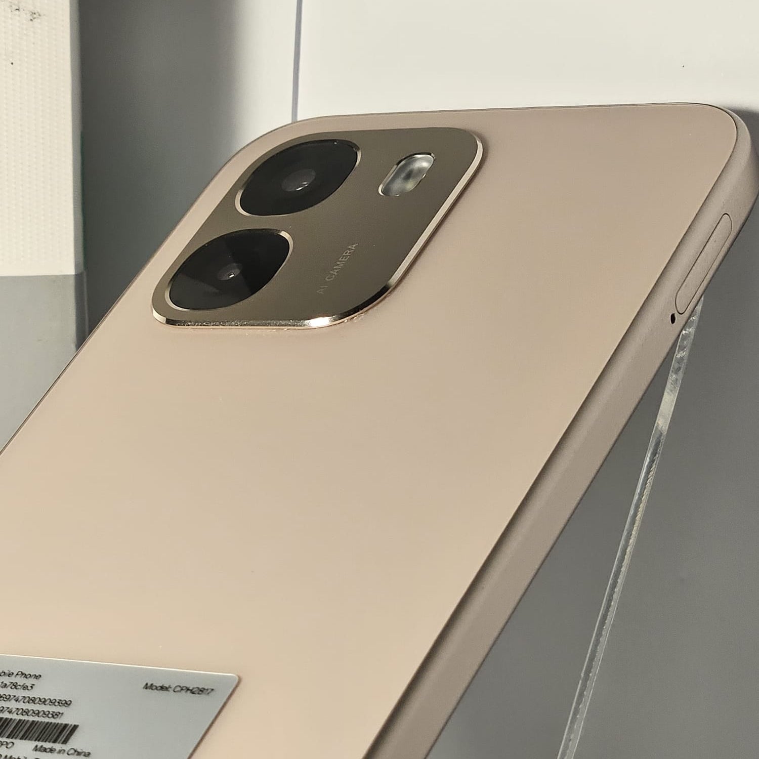 Oppo A6 6GB RAM / 256GB Roz FullBox – Ca Nou