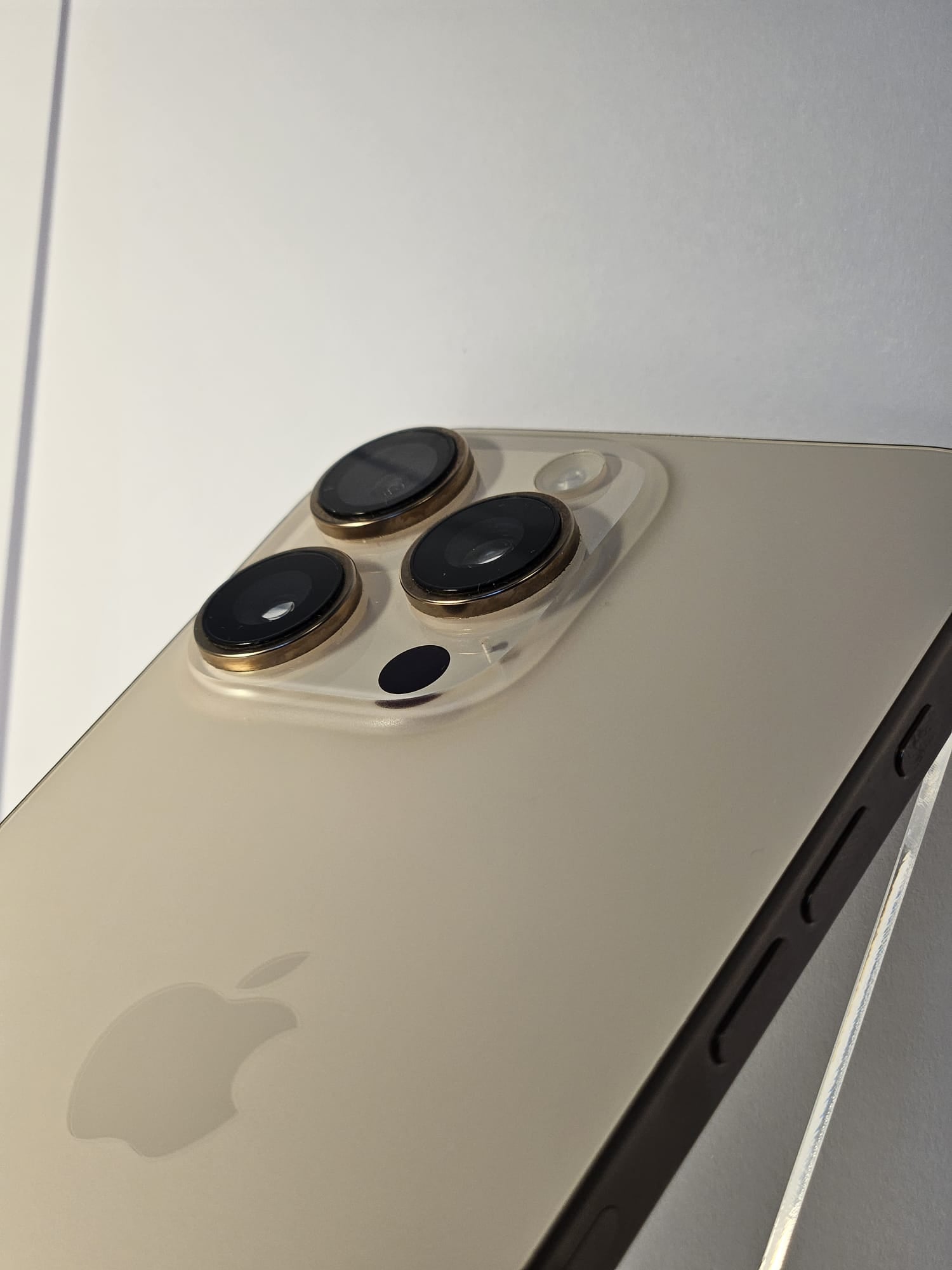 Apple iPhone 16 Pro Max, 256GB, Baterie 95% - Stare Excelenta