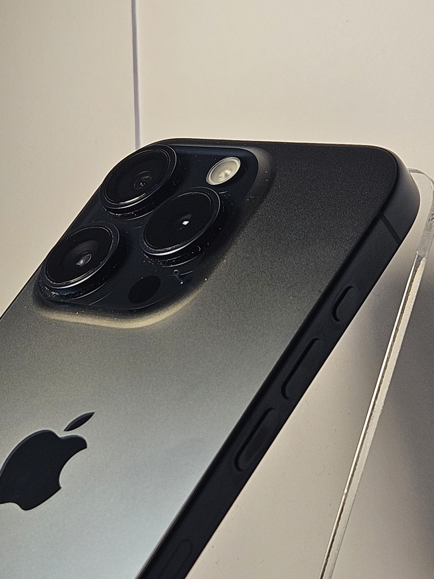 Apple iPhone 15 Pro, 128GB