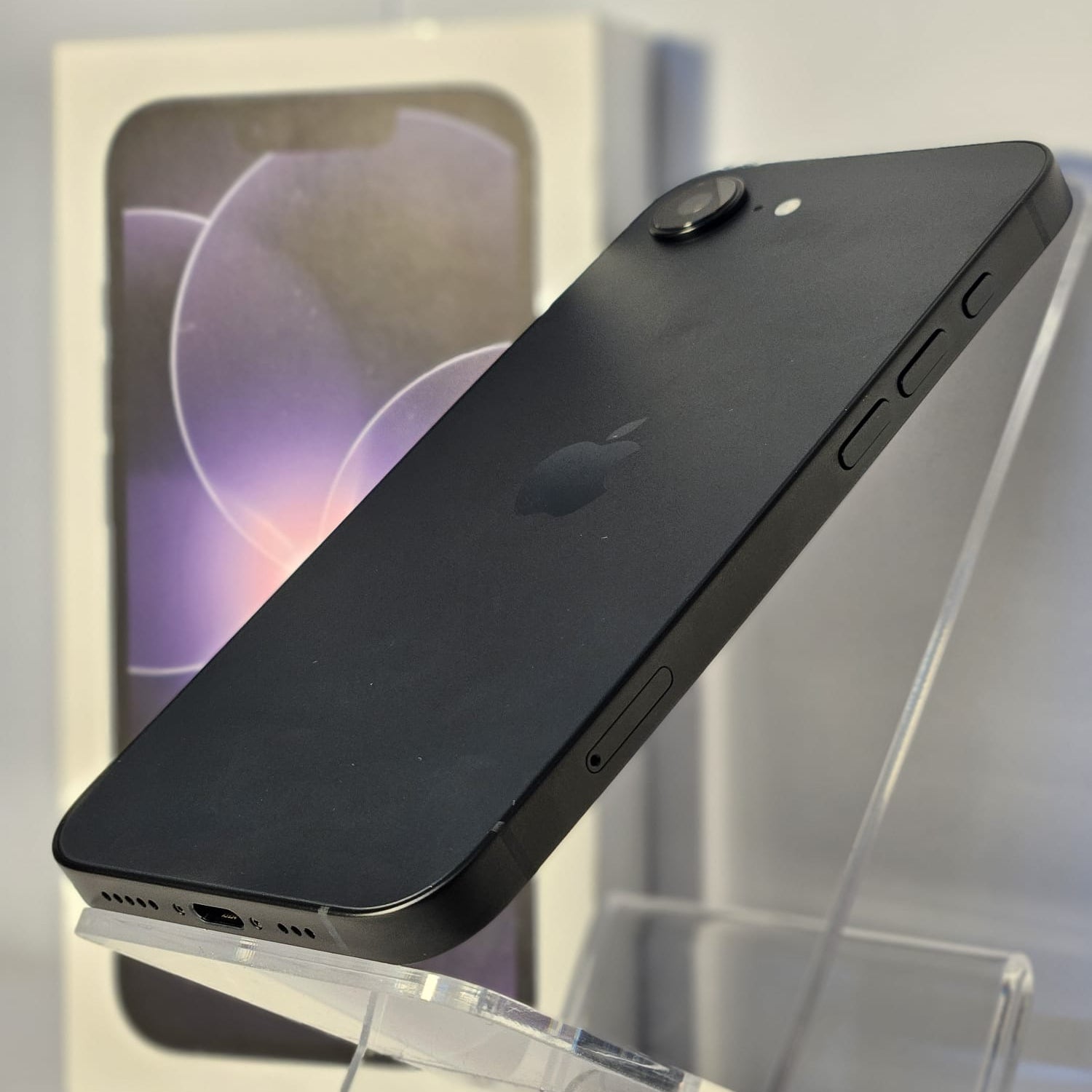 Apple iPhone 17e 256GB, Negru, Baterie 100%, 0 Cicluri incarcare - Ca nou