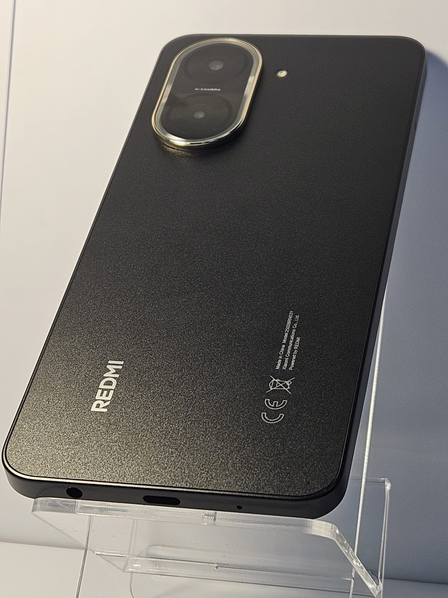 Xiaomi Redmi A5 Black 64GB 3GB RAM – Smartphone Accesibil pentru Utilizare Zilnică