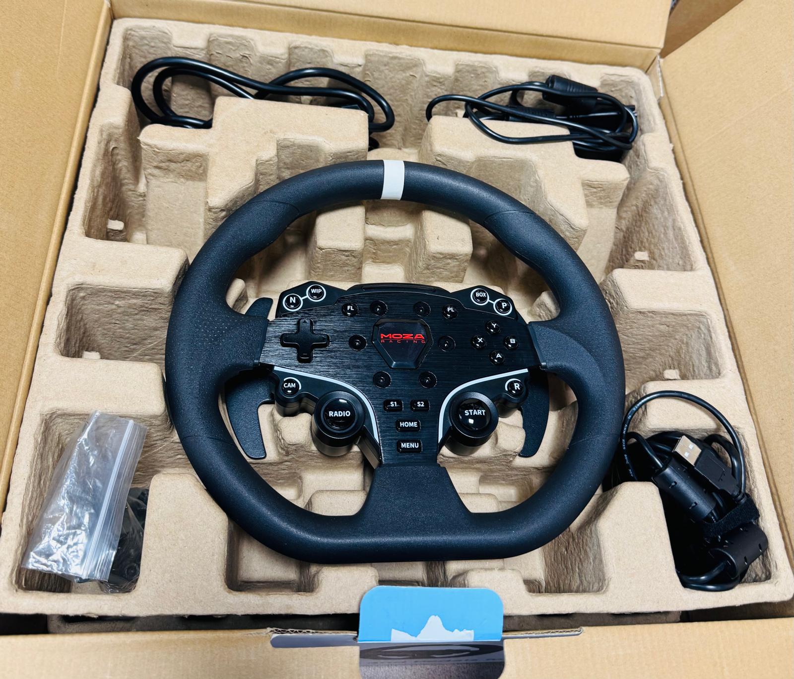 MOZA R3 Racing+ Pedals  + Volan ES Formula Wheel