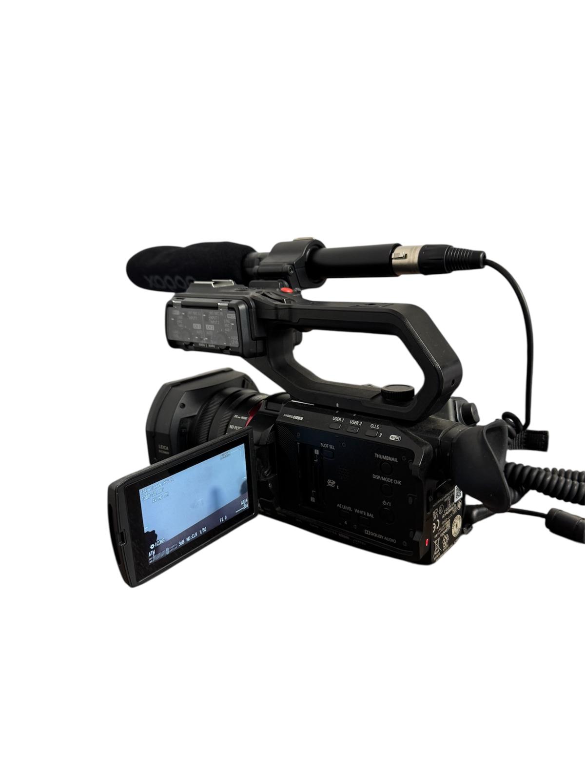 Camera video profesionala 4K 60p mobila  HC-X2000 PANASONIC