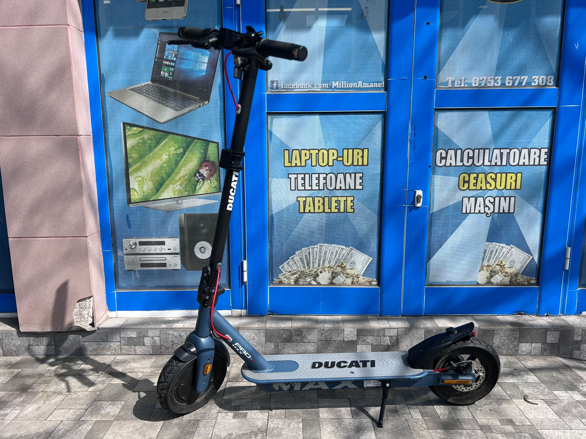 Trotineta Ducati PRO I MAX – Performanță urbană redefinită