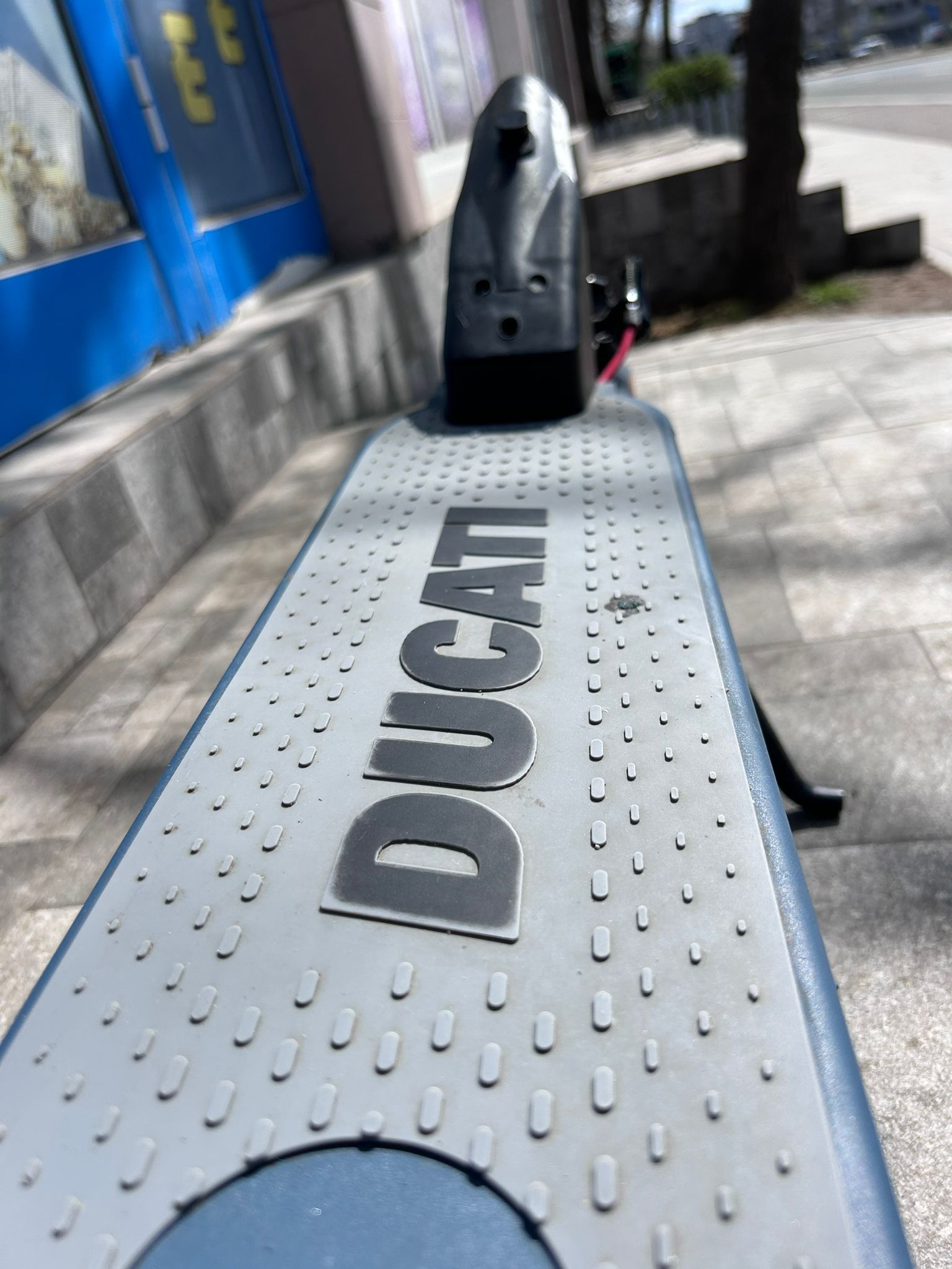Trotineta Ducati PRO I MAX – Performanță urbană redefinită